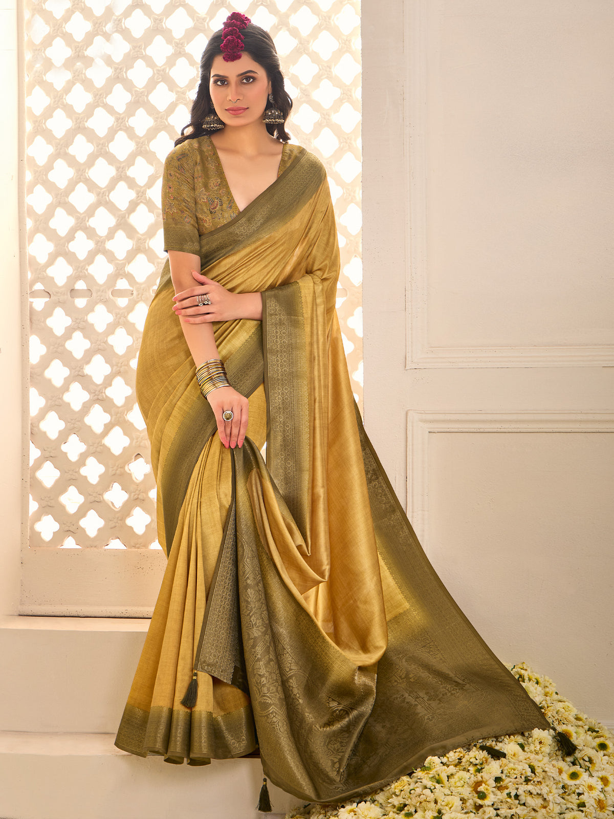 Women's Tussar Silk Gold Woven Design Designer Saree With Blouse Piece