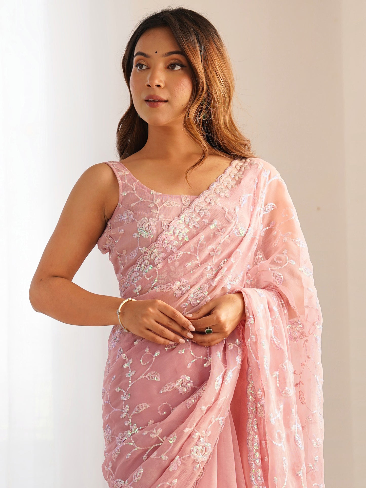 Women's Georgette Mauve Embellished Designer Saree With Blouse Piece