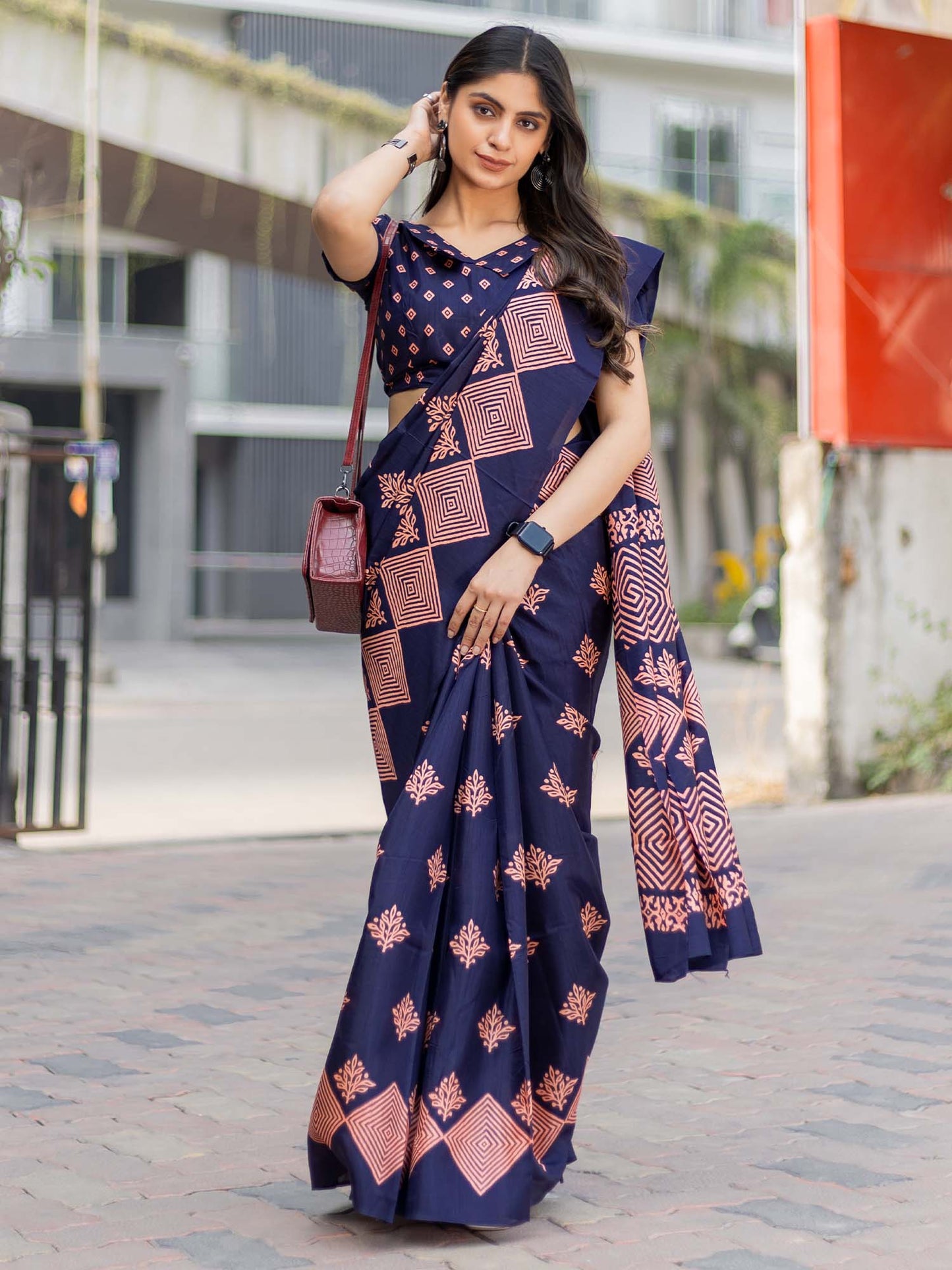 Women's Dola Silk Navy Blue Printed Designer Saree With Blouse Piece