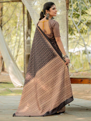 Women's Silk Blend Black Printed Designer Saree With Blouse Piece