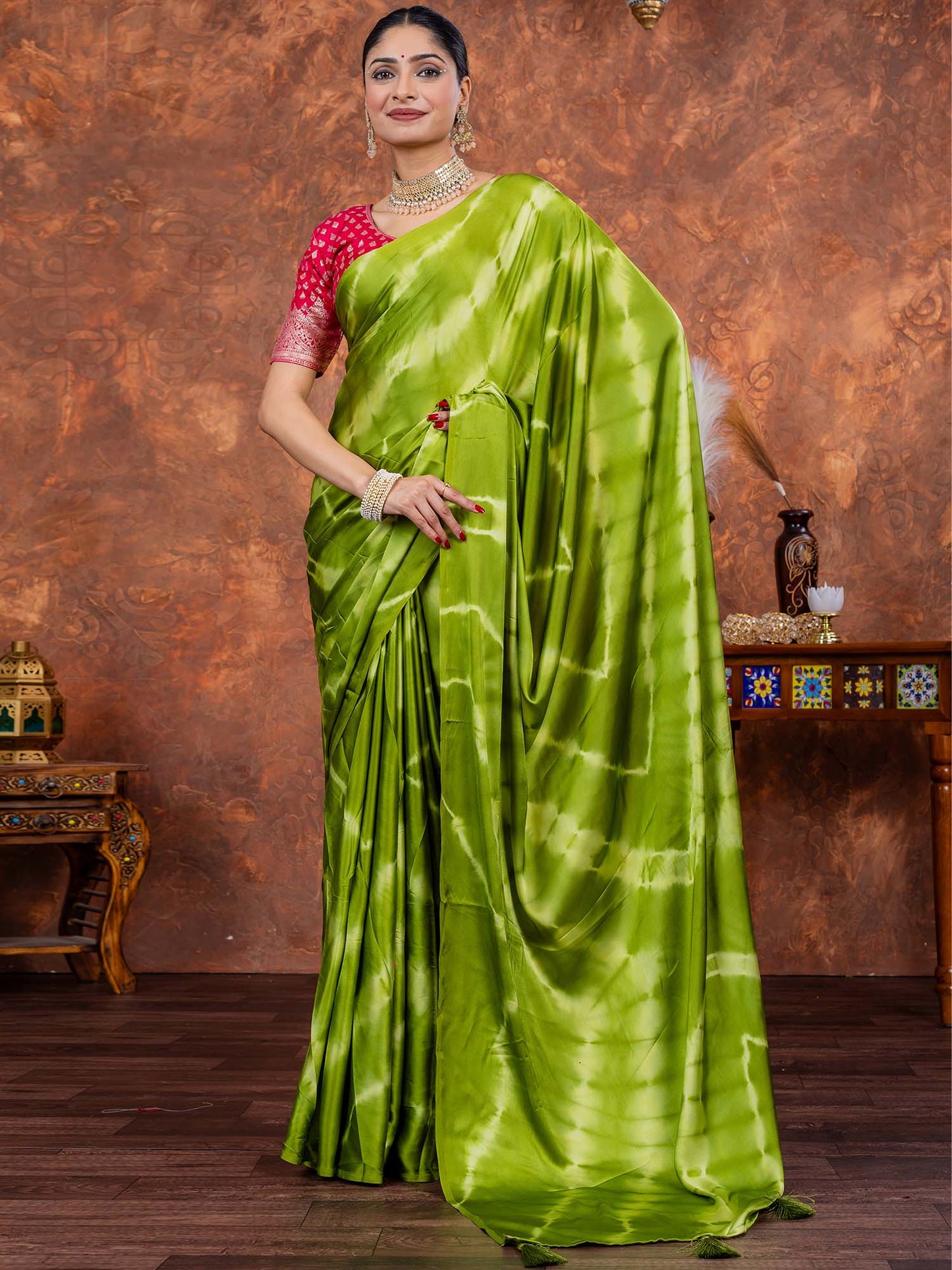 Women's Satin Silk Purple Printed Designer Saree With Blouse Piece