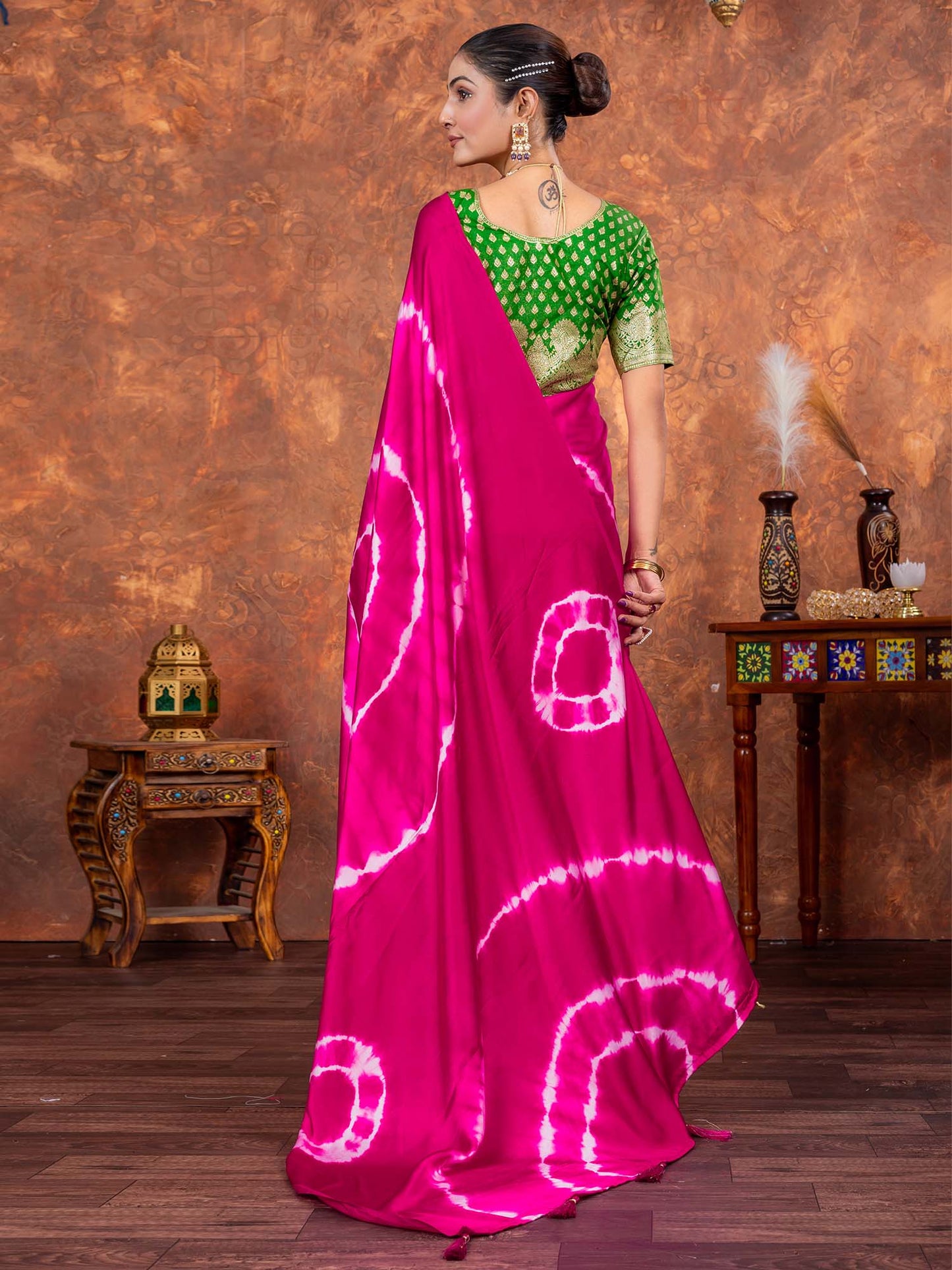 Women's Satin Silk Pink Printed Designer Saree With Blouse Piece