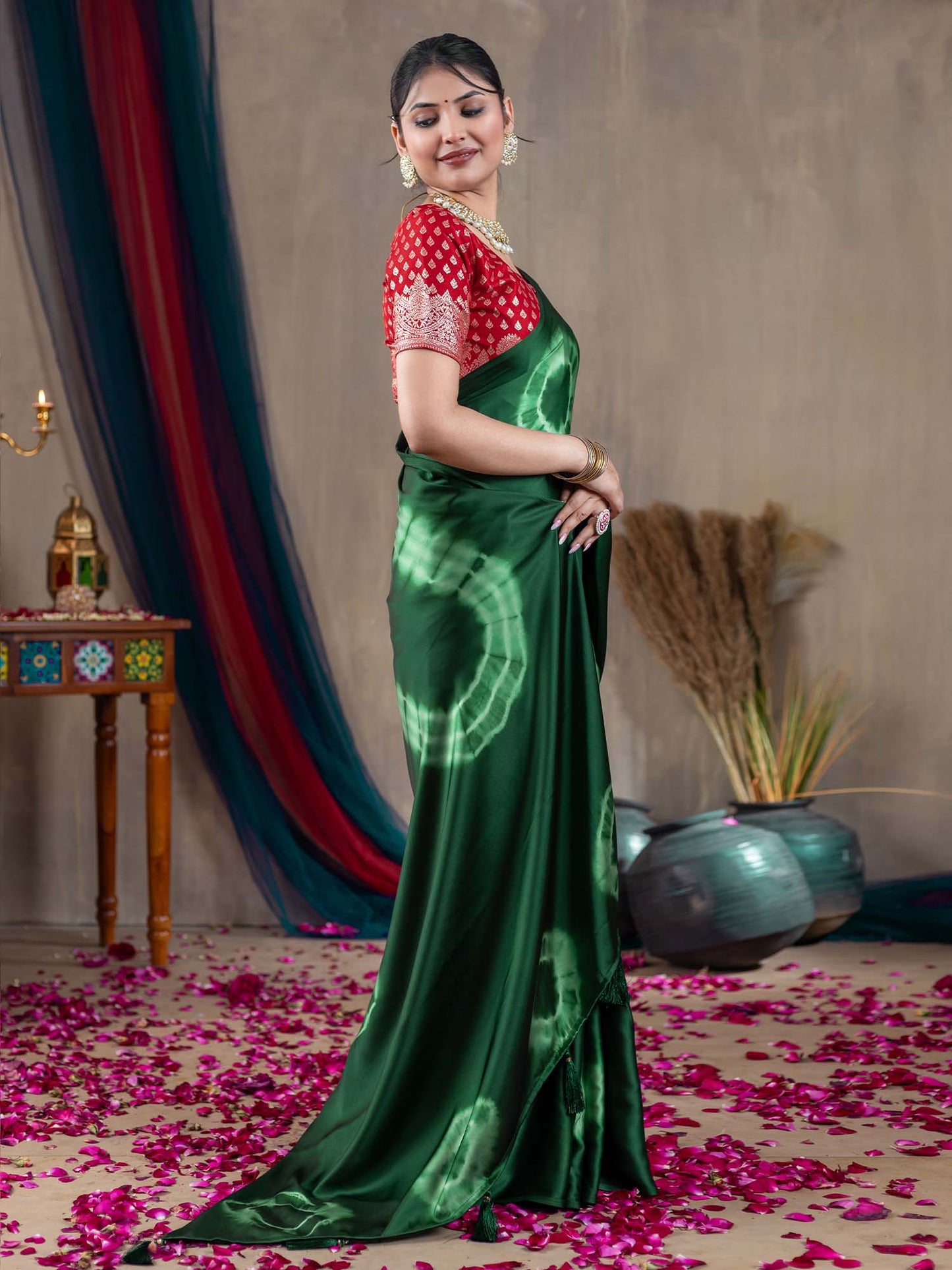Women's Satin Silk Green Printed Designer Saree With Blouse Piece