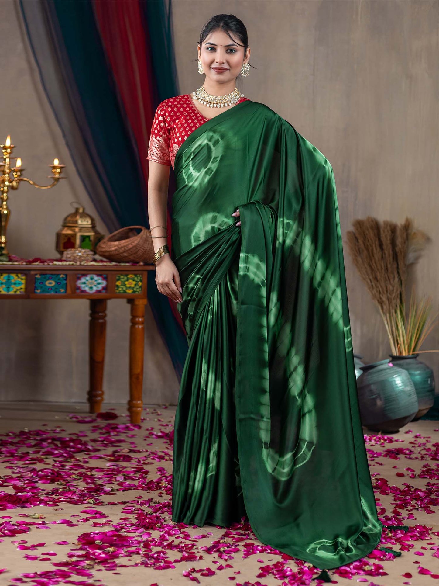 Women's Satin Silk Green Printed Designer Saree With Blouse Piece