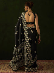 Women's Cotton Blend Black Printed Designer Saree With Blouse Piece