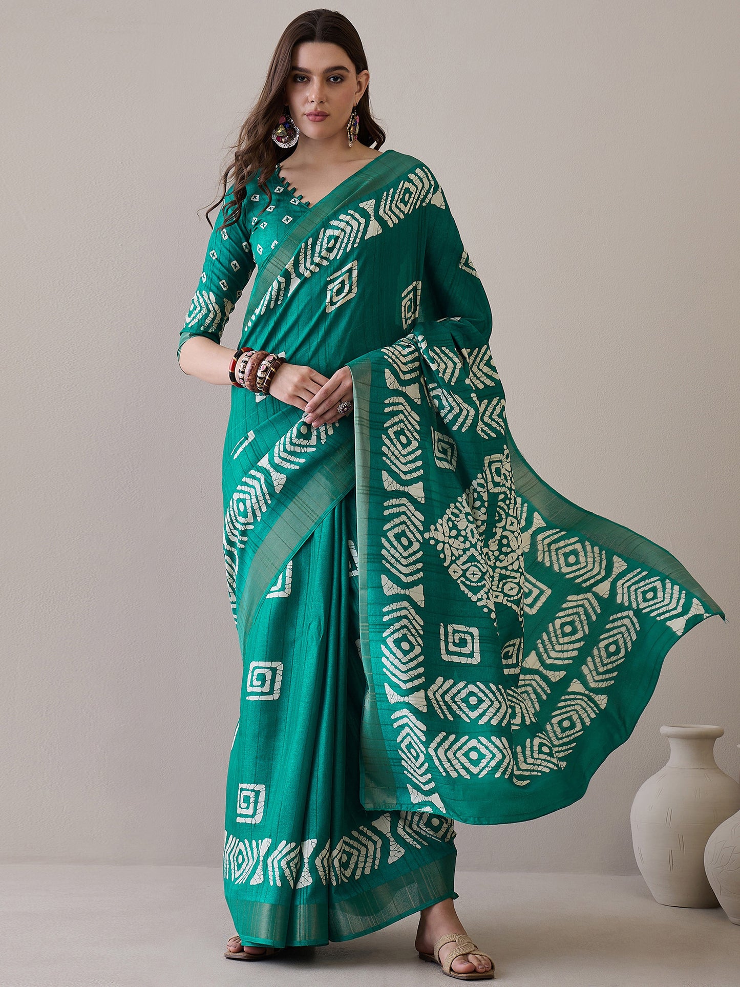 Women's Silk Blend Teal green Printed Designer Saree With Blouse Piece