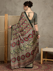 Women's Pure Crepe Printed Designer Saree With Blouse Piece