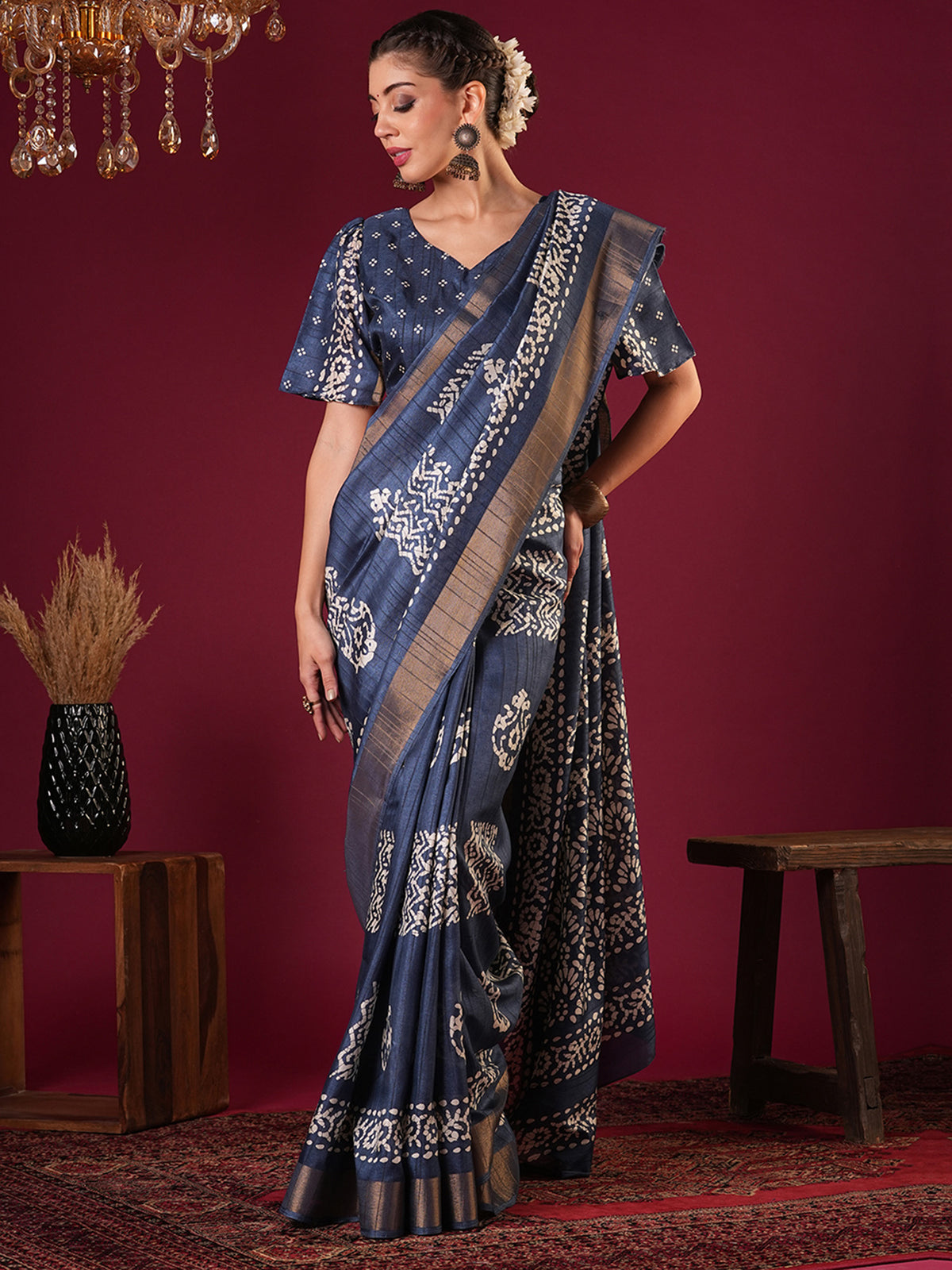 Women's Silk Blend Teal blue Printed Designer Saree With Blouse Piece
