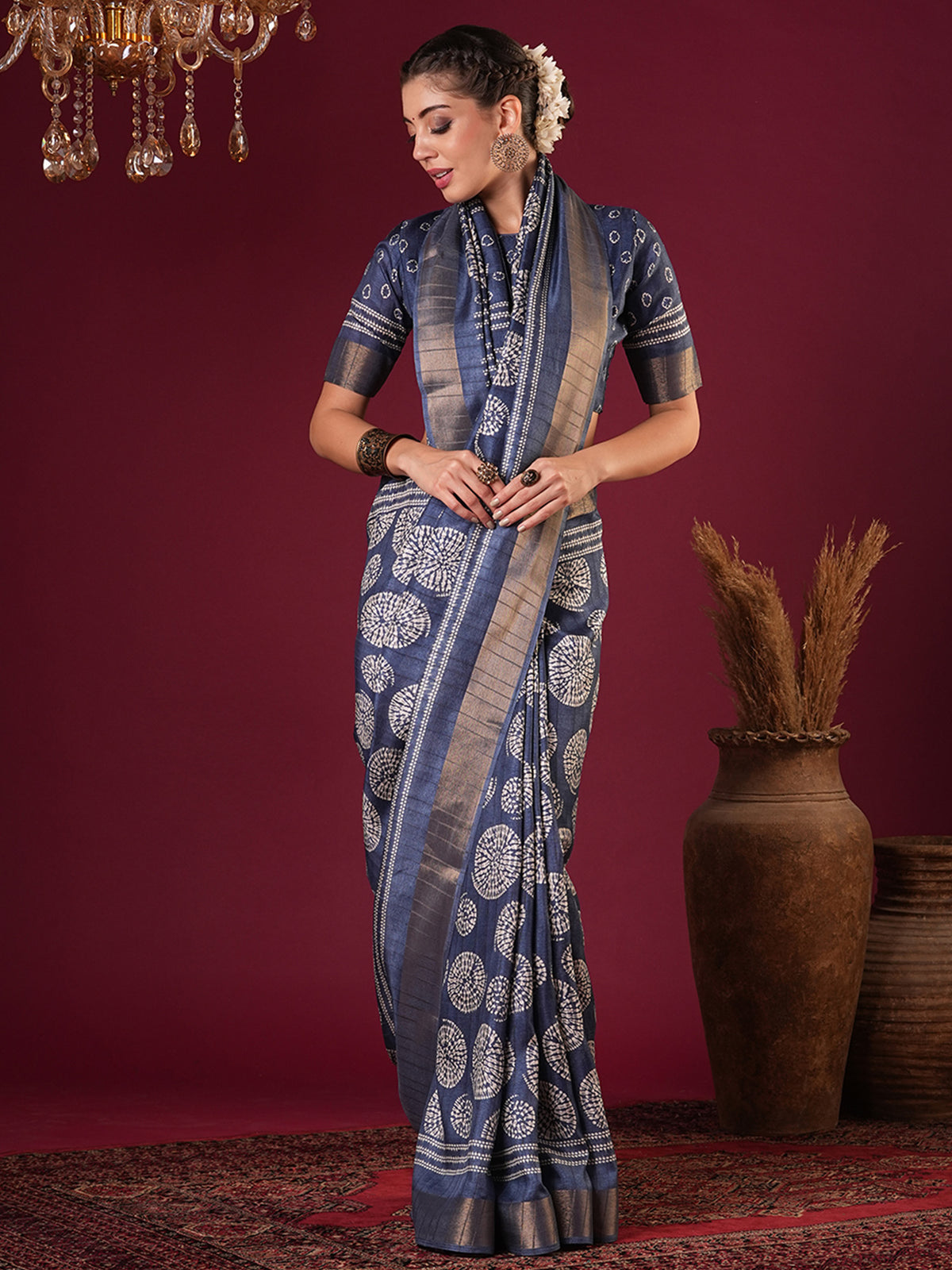 Women's Silk Blend Blue Printed Designer Saree With Blouse Piece