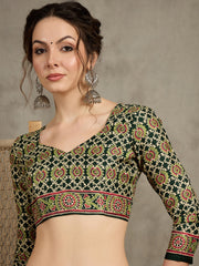 Women's Pure Crepe Printed Designer Saree With Blouse Piece