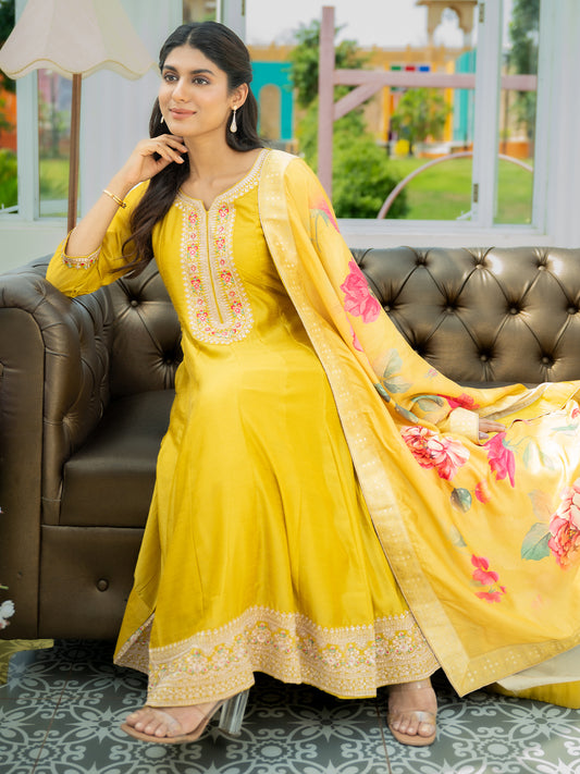 Purple Printed Straight Kurta Trousers With Dupatta set