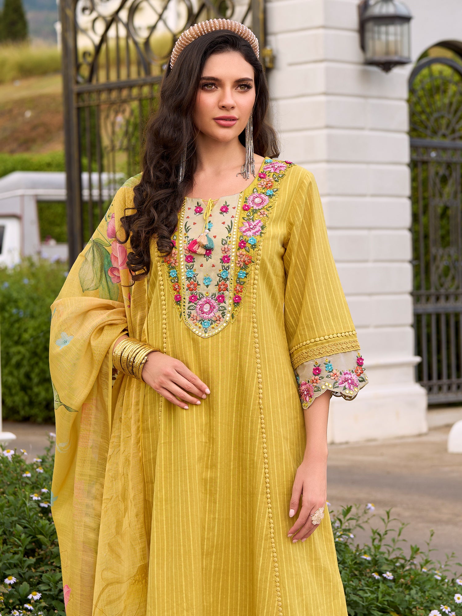 0 Embroidered Anarkali Kurta Trousers With Dupatta Set