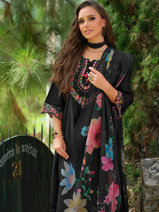 White Embroidered Straight Kurta Trousers With Dupatta Set