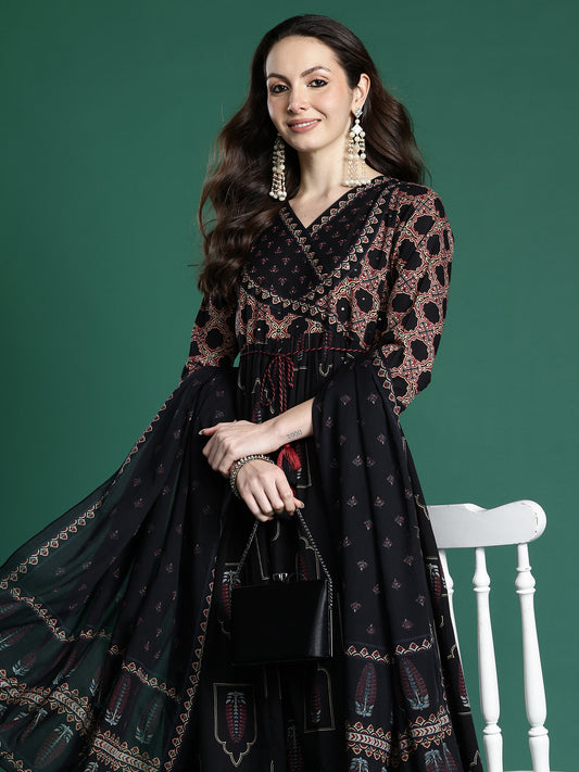 Red Embroidered Straight Kurta Trousers With Dupatta Set