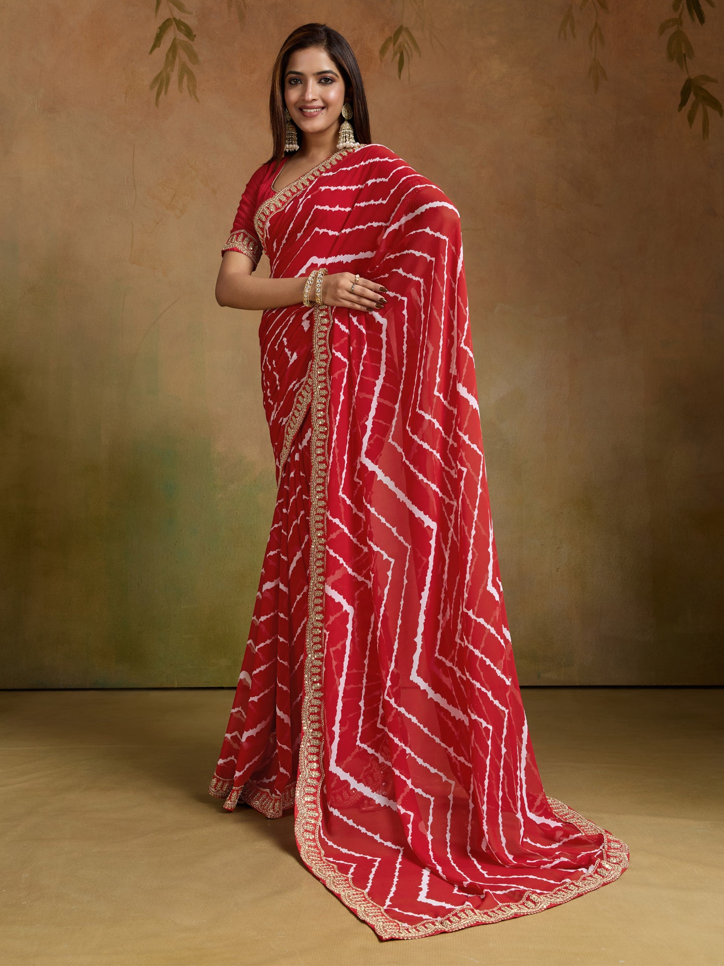 Women's Georgette Red Printed Designer Saree With Blouse Piece