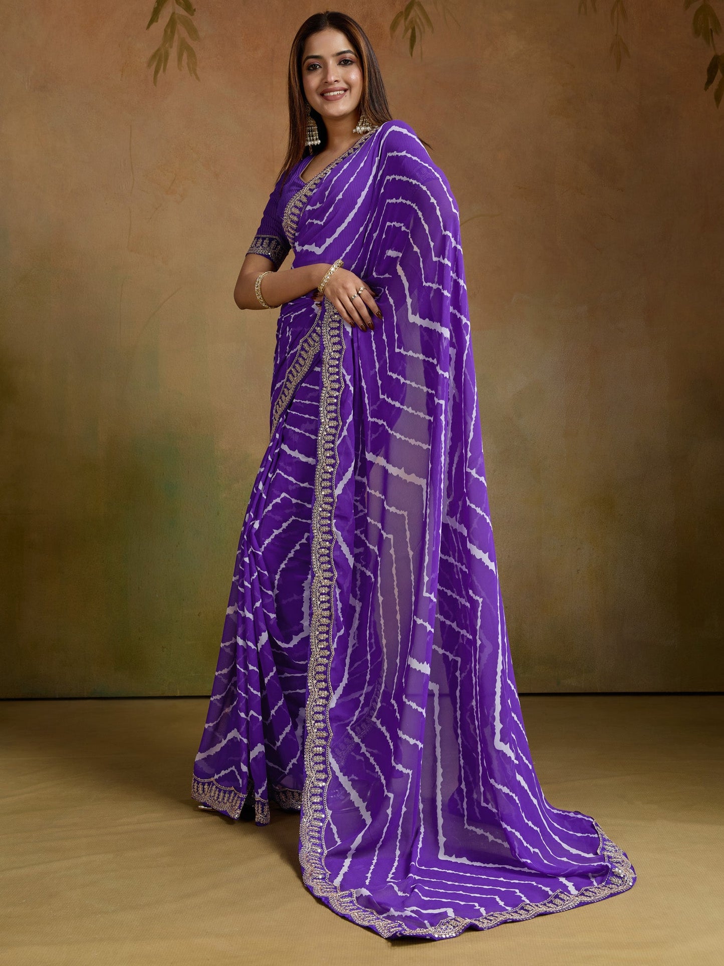 Women's Georgette Red Printed Designer Saree With Blouse Piece