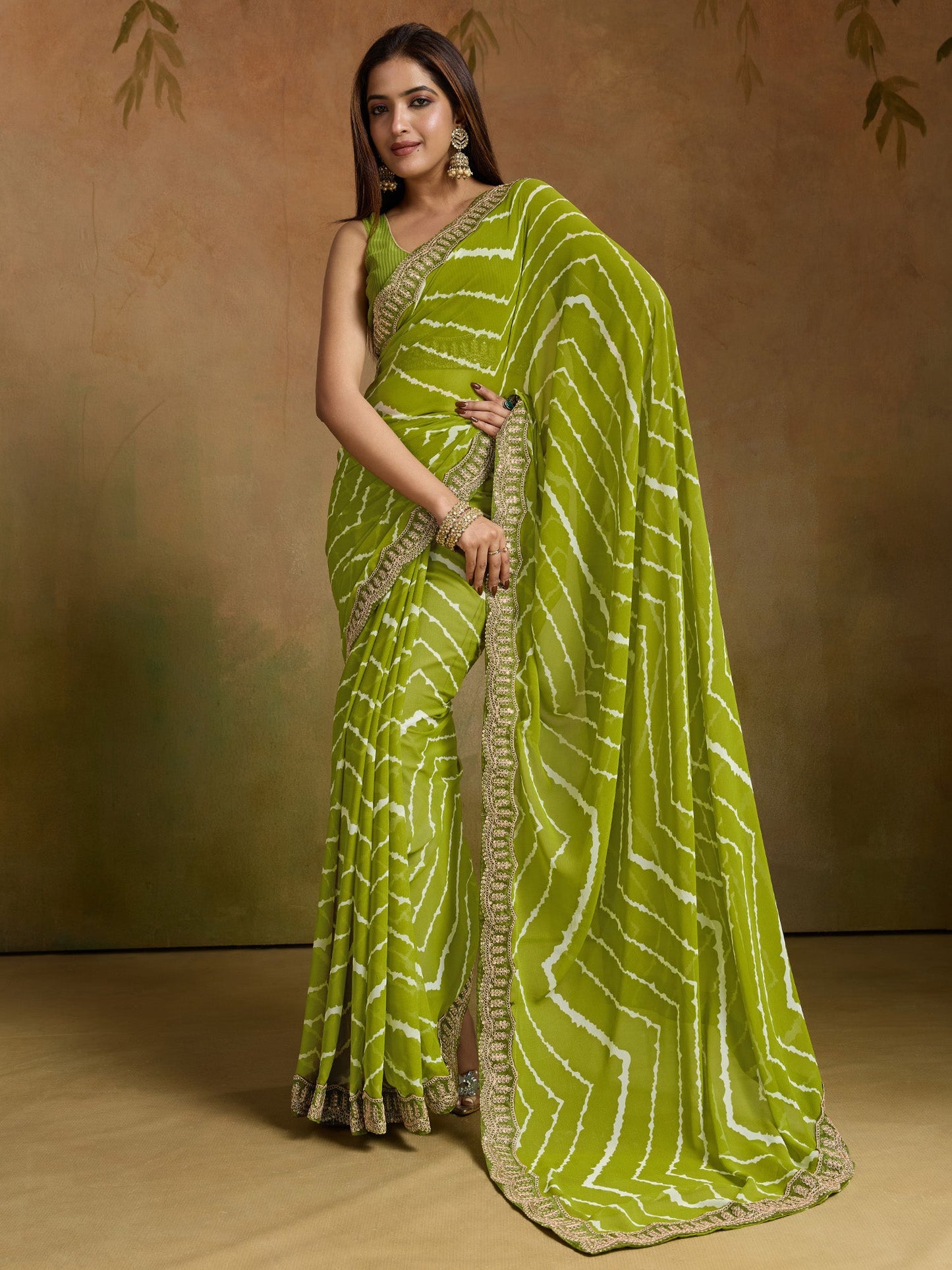 Women's Georgette Red Printed Designer Saree With Blouse Piece