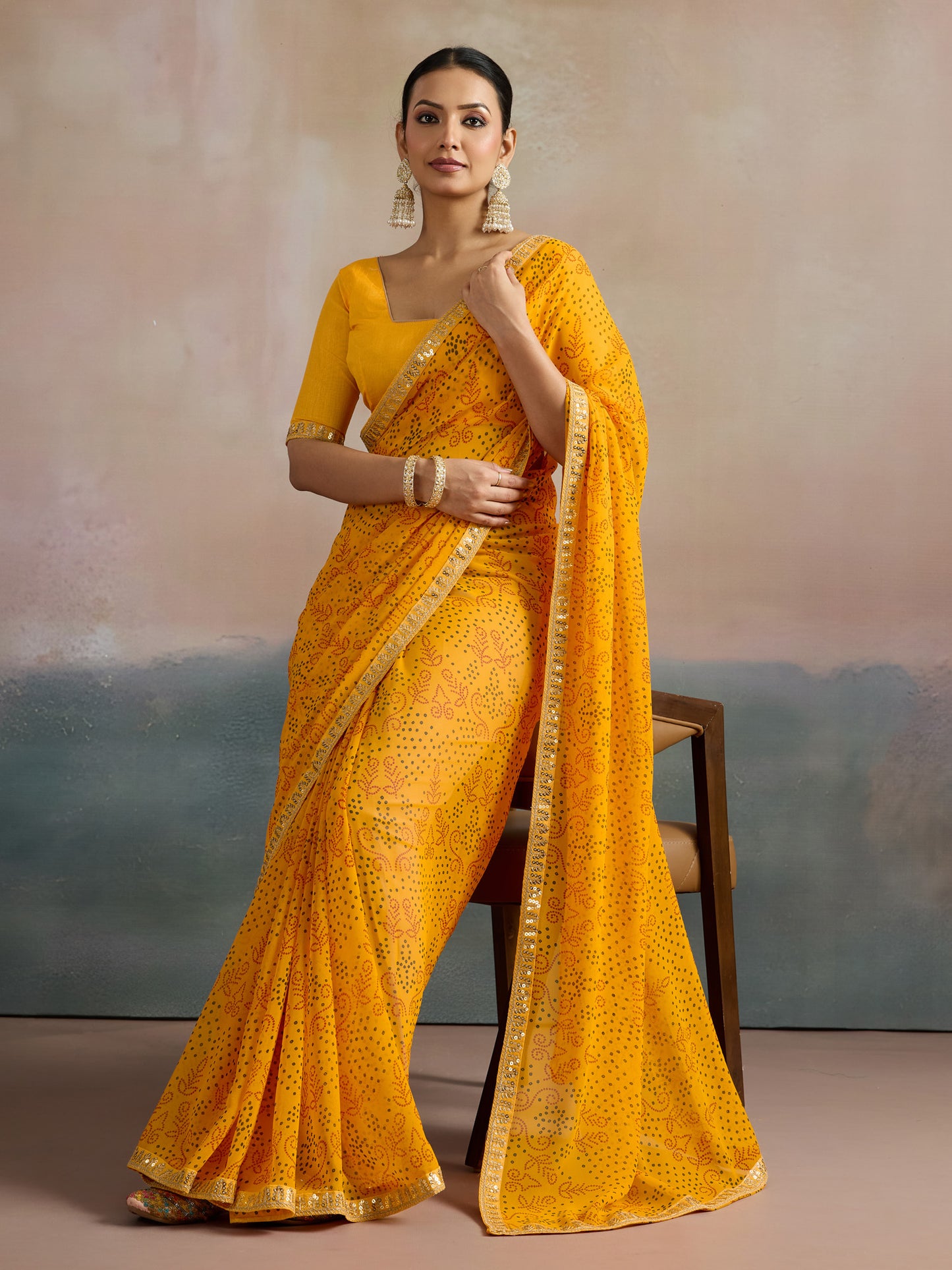 Women's Georgette Yellow Printed Designer Saree With Blouse Piece
