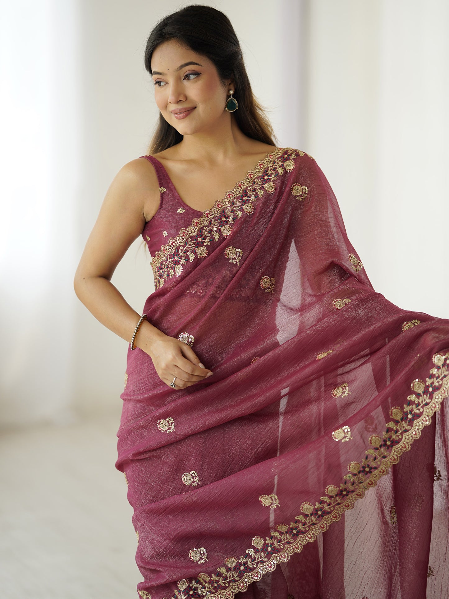 Women's Tissue Mauve Embellished Designer Saree With Blouse Piece