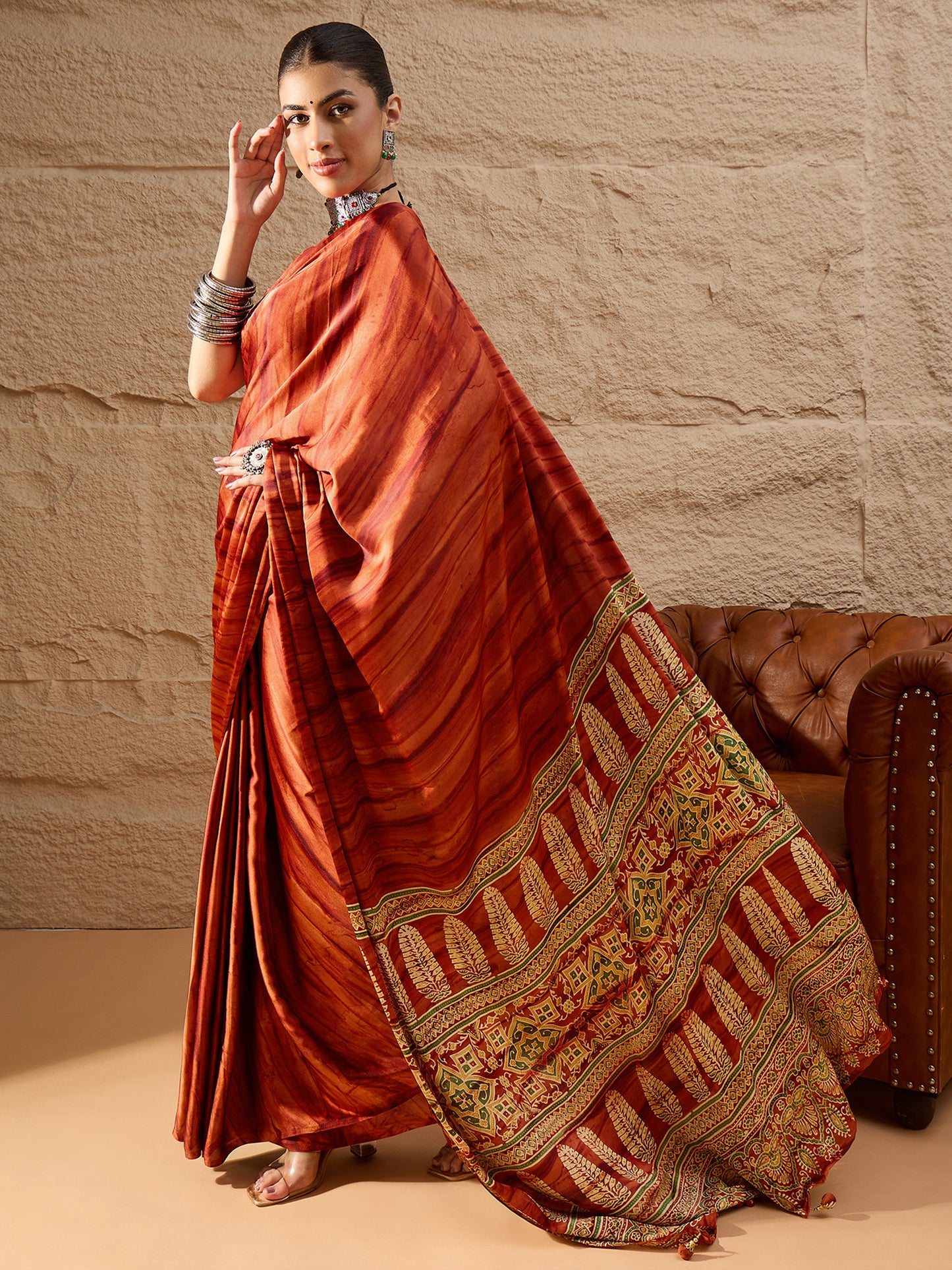 Women's Crepe Rust Printed Designer Saree With Blouse Piece
