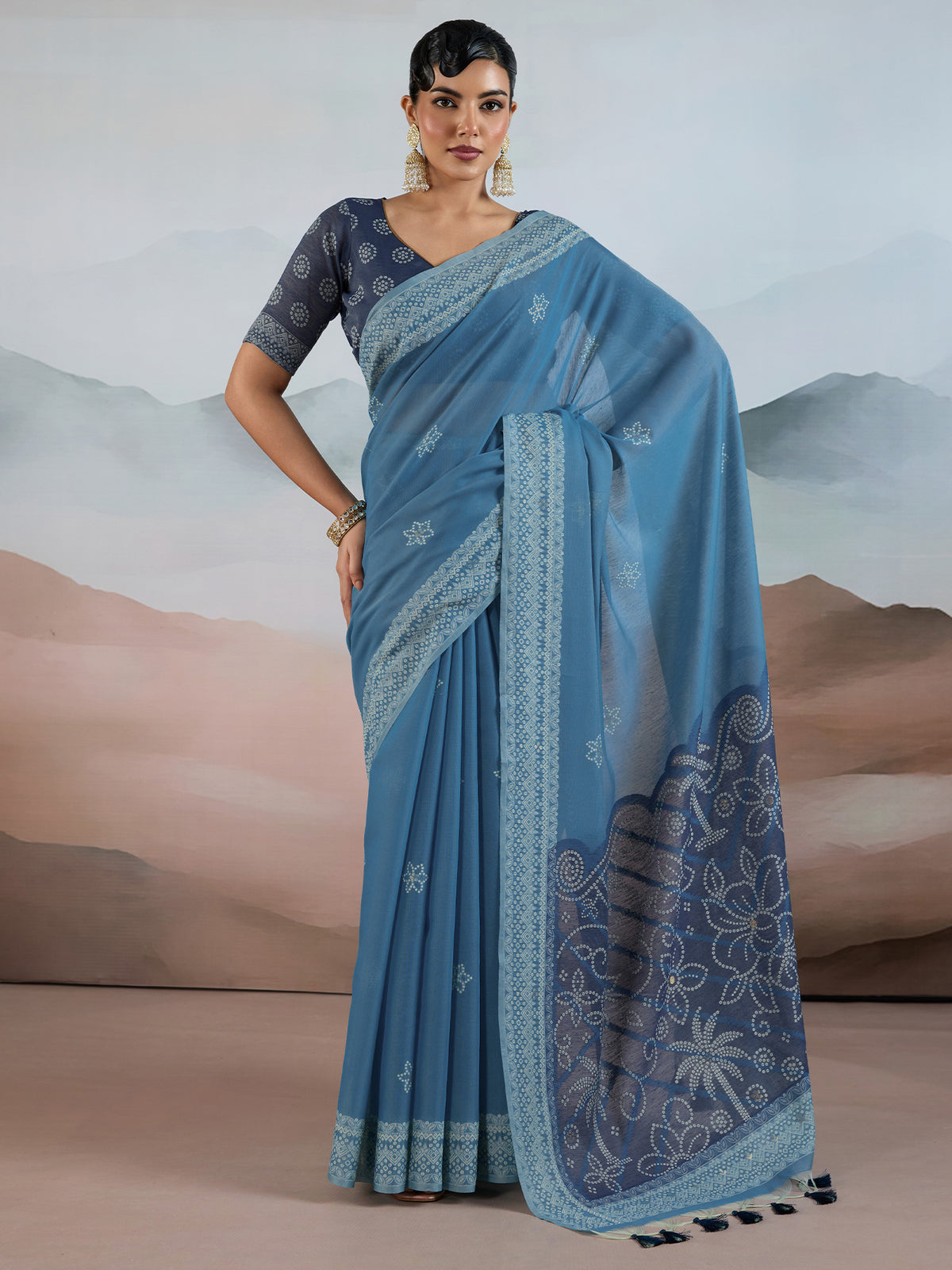 Women's Pure Cotton Blue Woven Design DesignerSaree With Blouse Piece