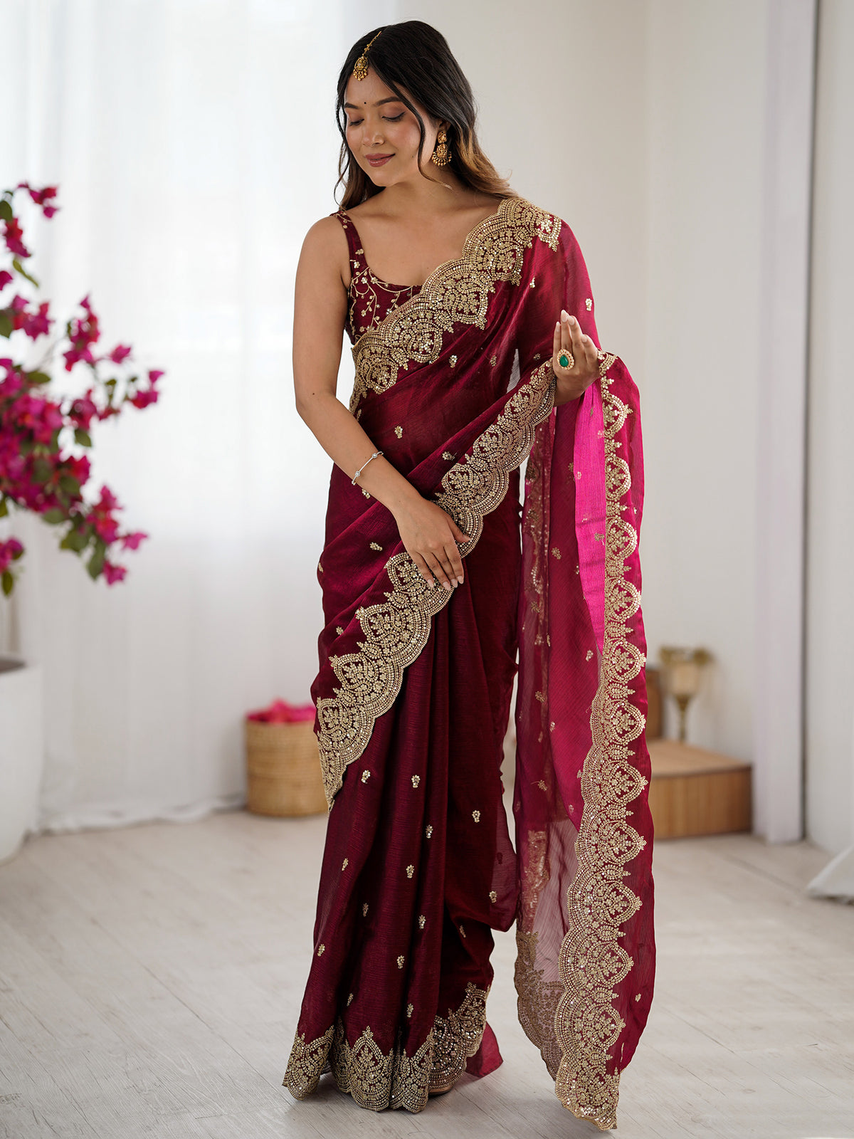 Women's Chiffon Burgundy Embellished DesignerSaree With Blouse Piece