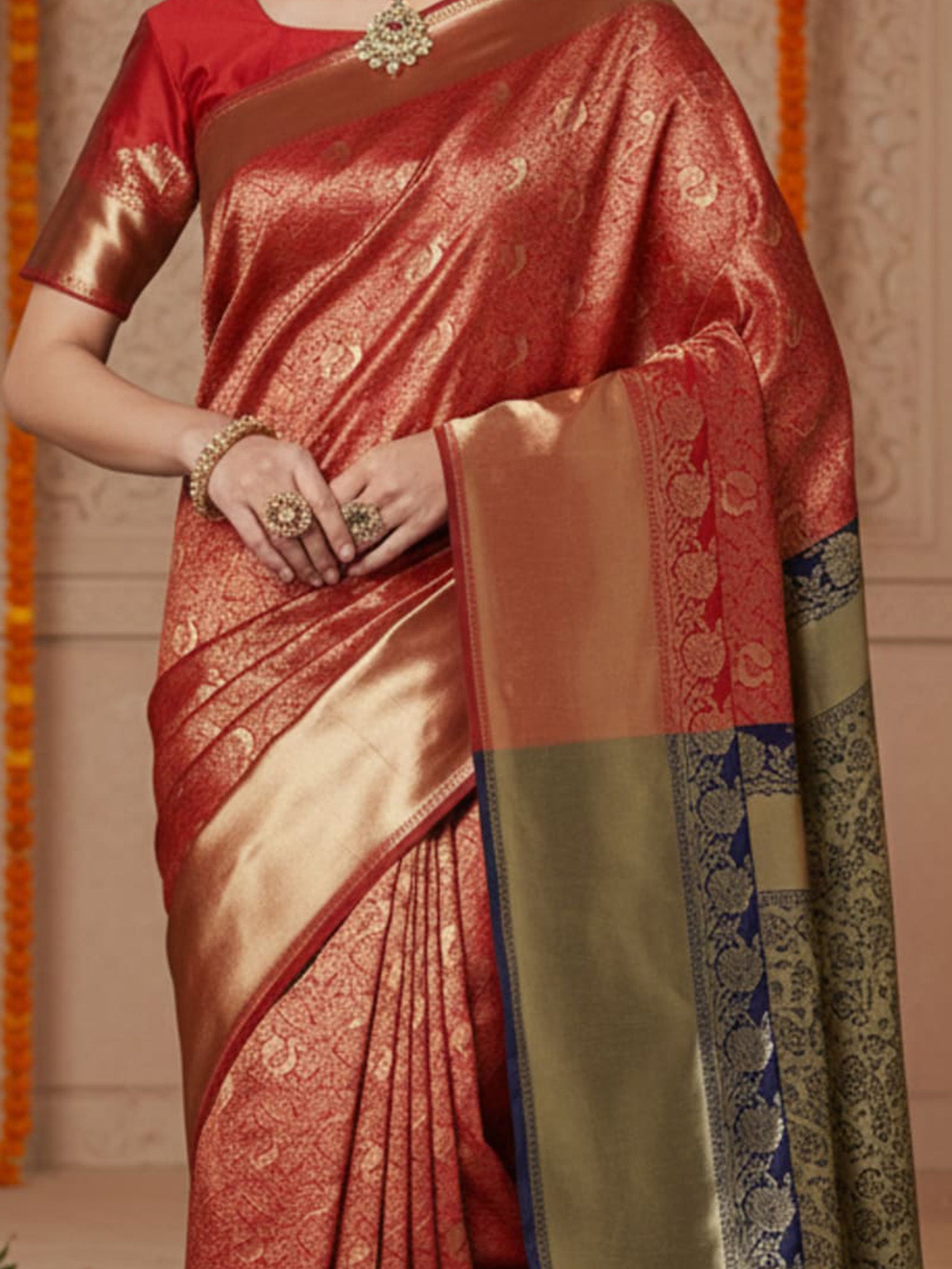 Women's Silk Blend Maroon Woven Design DesignerSaree With Blouse Piece