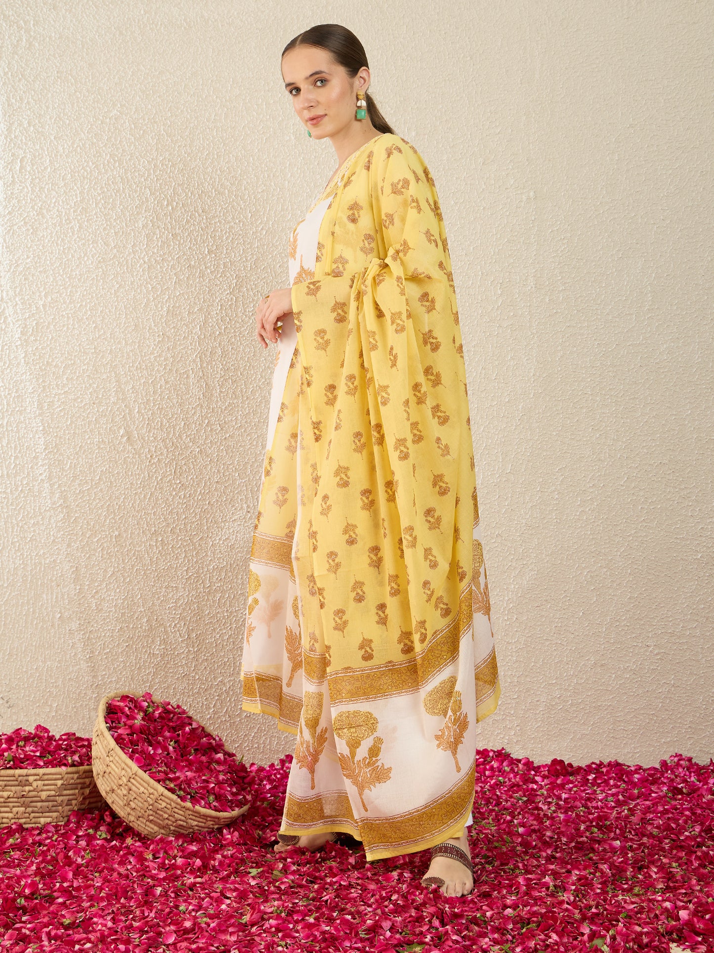 Off White Printed Straight Kurta Trousers With Dupatta Set