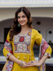 Green Printed Straight Kurta Trousers With Dupatta set