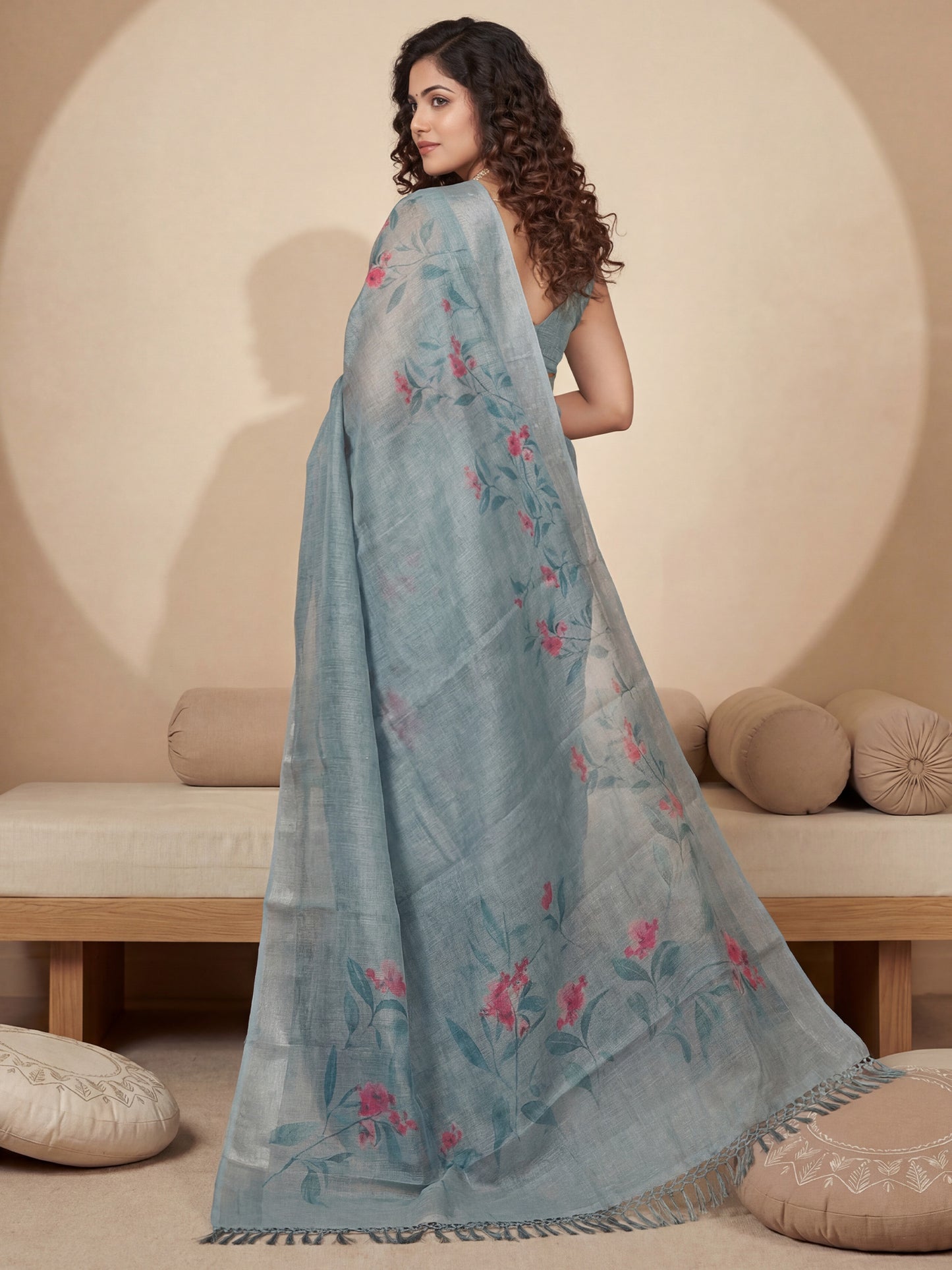 Women's Cotton Silk Grey Digital Print Designer Saree With Blouse Piece