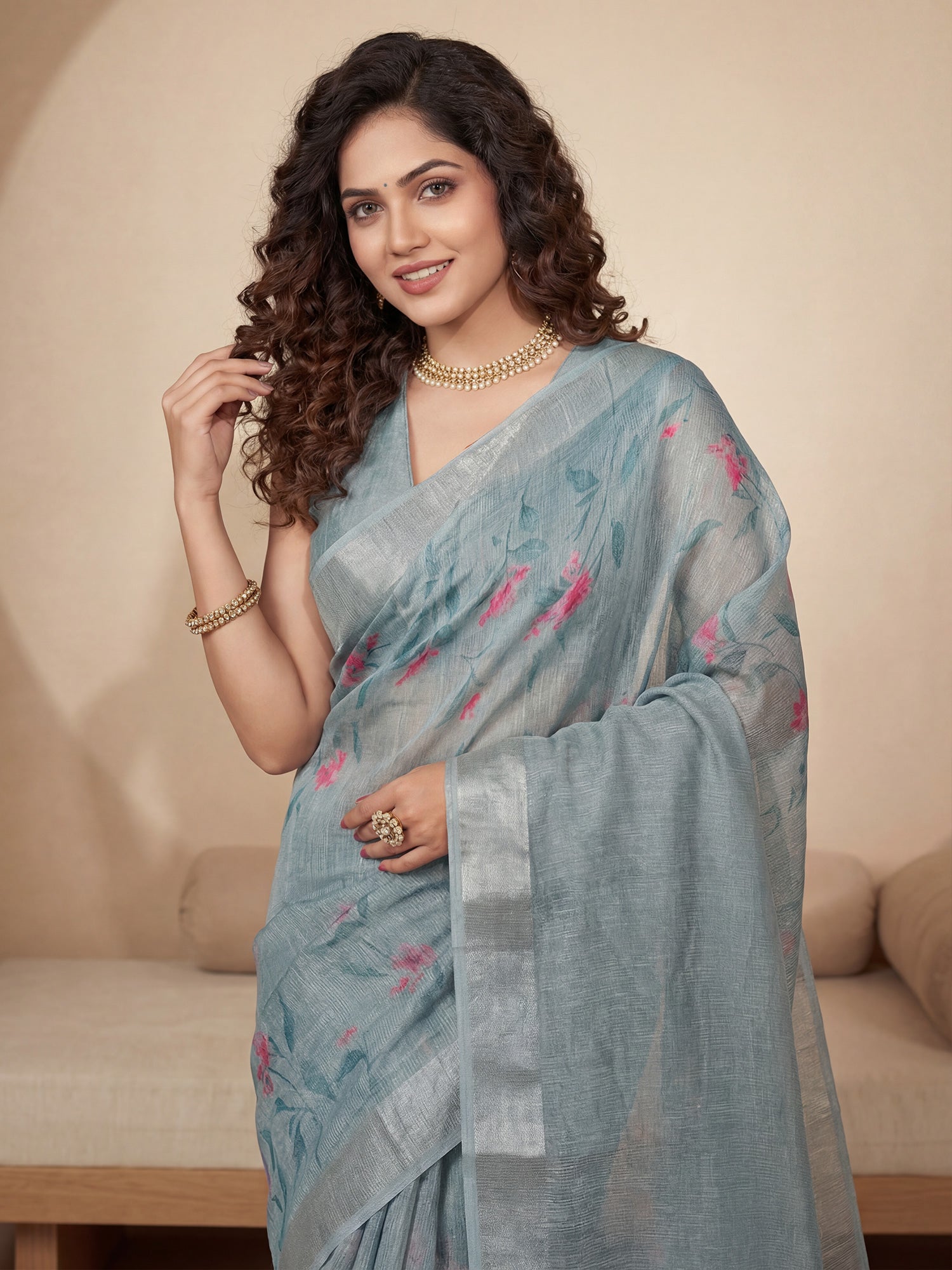 Women's Cotton Silk Grey Digital Print Designer Saree With Blouse Piece