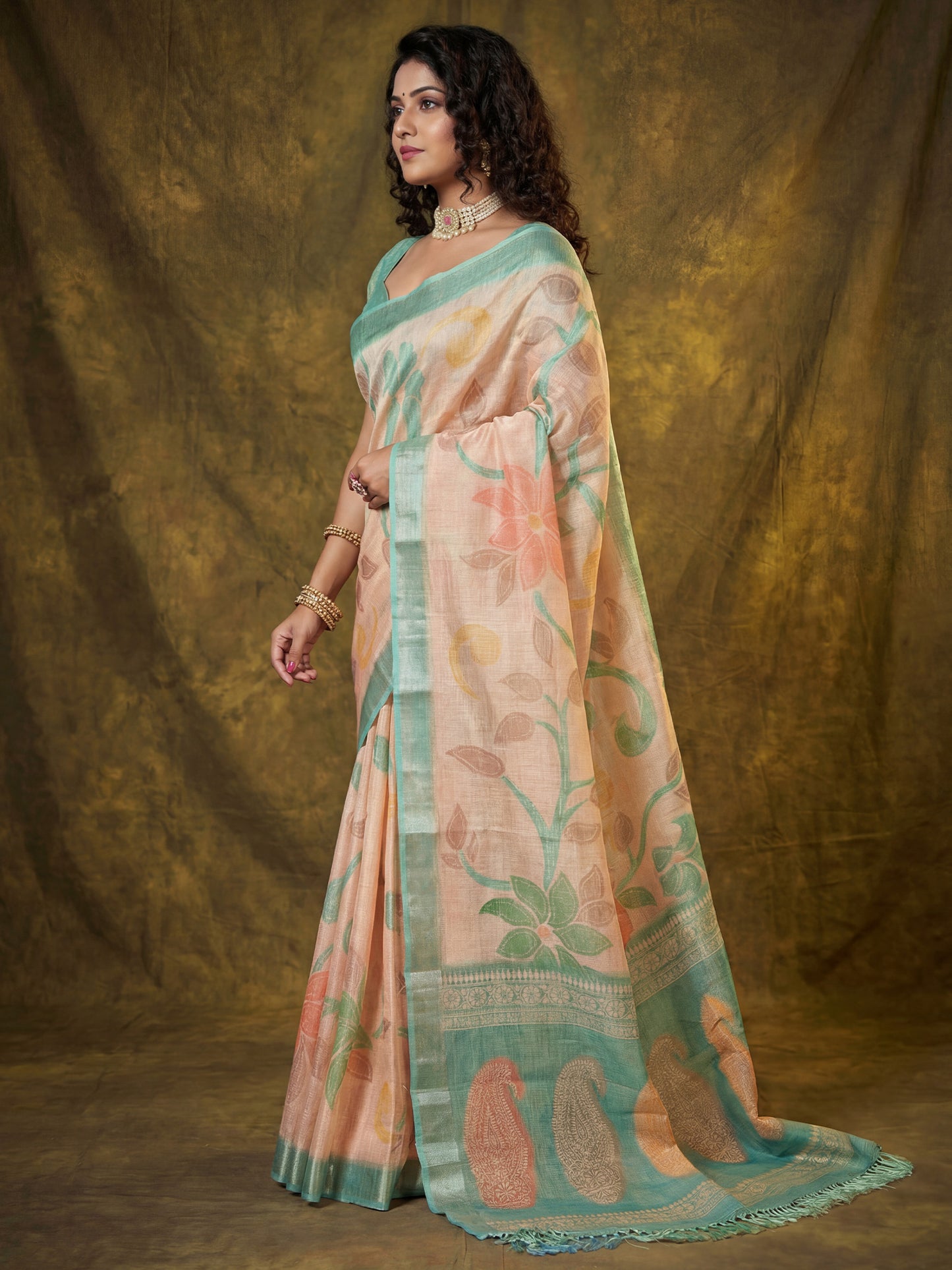 Women's Cotton Silk Peach Digital Print Designer Saree With Blouse Piece