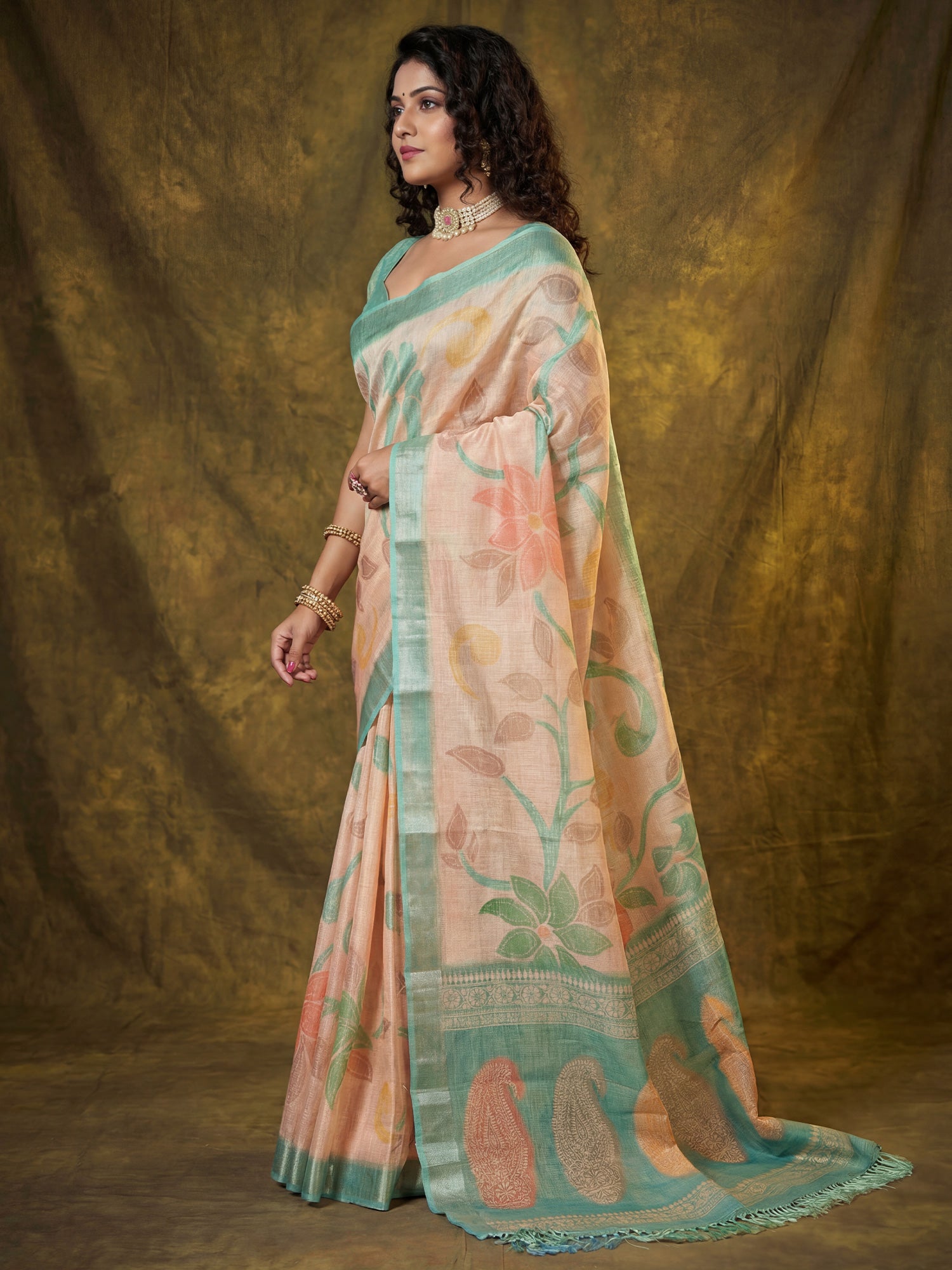 Women's Cotton Silk Peach Digital Print Designer Saree With Blouse Piece