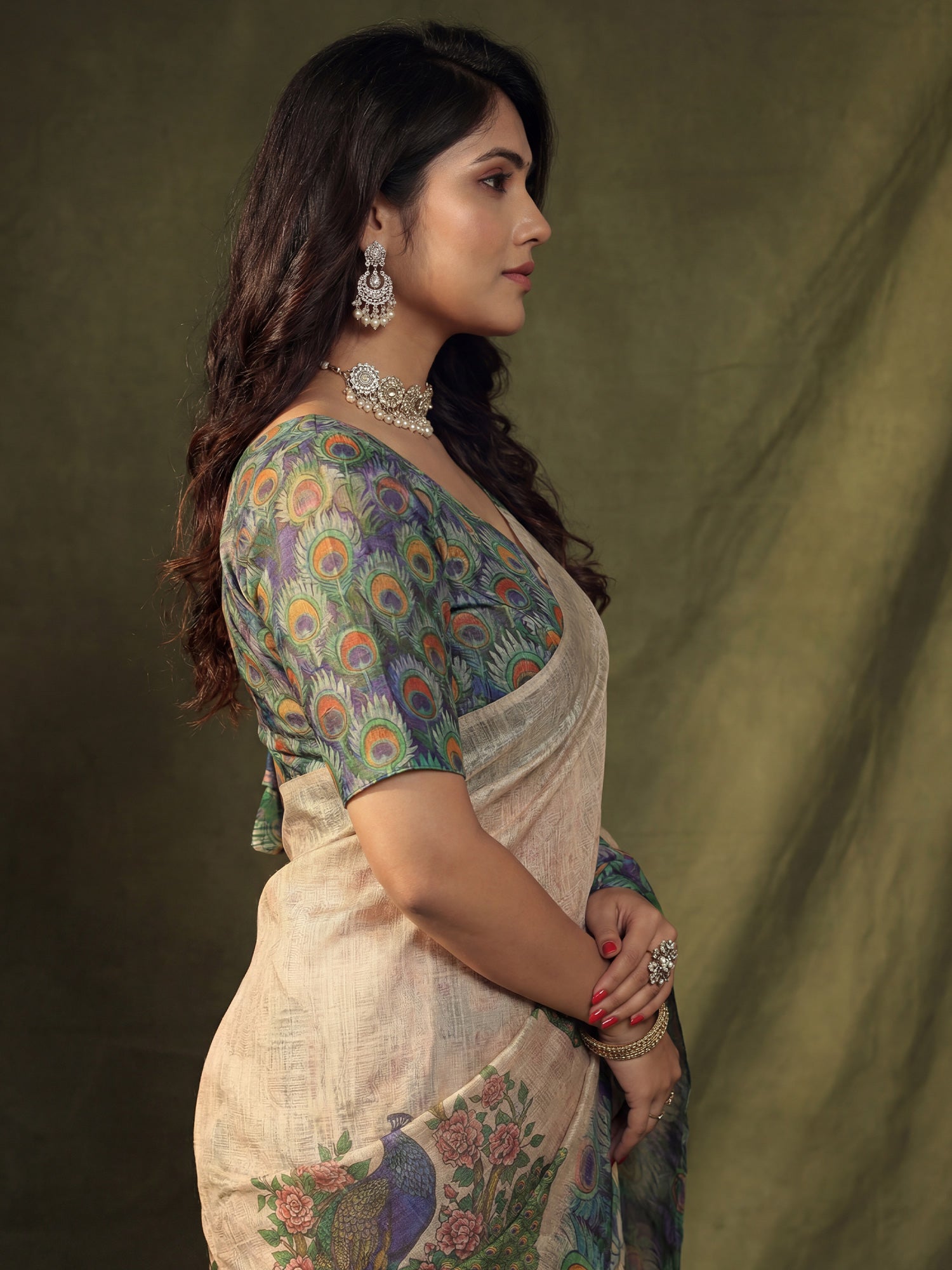 Women's Cotton Silk Beige Digital Print Designer Saree With Blouse Piece