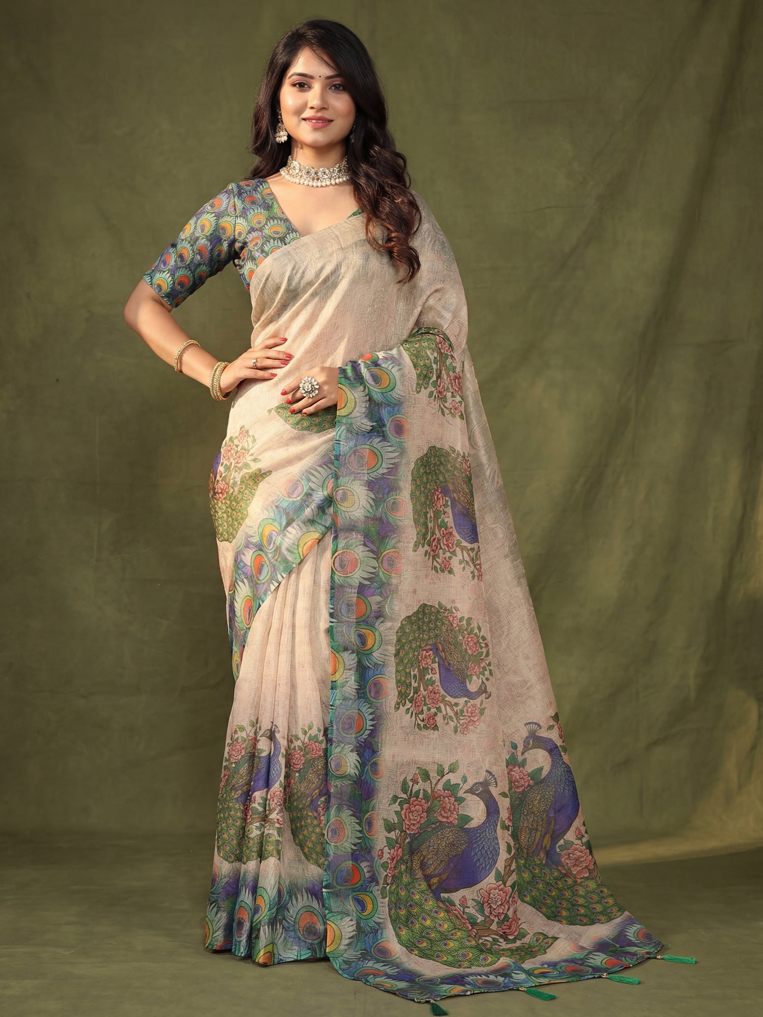 Women's Cotton Silk Beige Digital Print Designer Saree With Blouse Piece