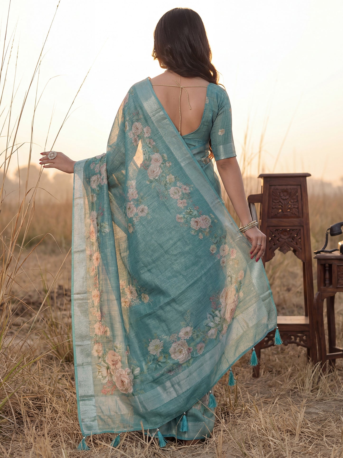 Women's Cotton Silk Light Blue Digital Print Designer Saree With Blouse Piece