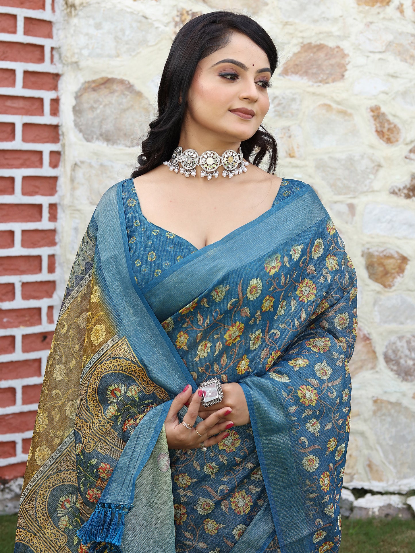 Women's Cotton Silk Teal blue Digital Print Designer Saree With Blouse Piece