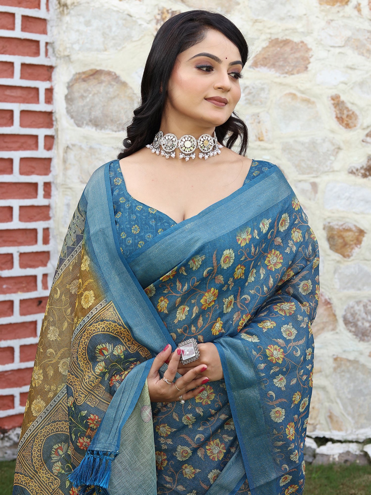 Women's Cotton Silk Teal blue Digital Print Designer Saree With Blouse Piece