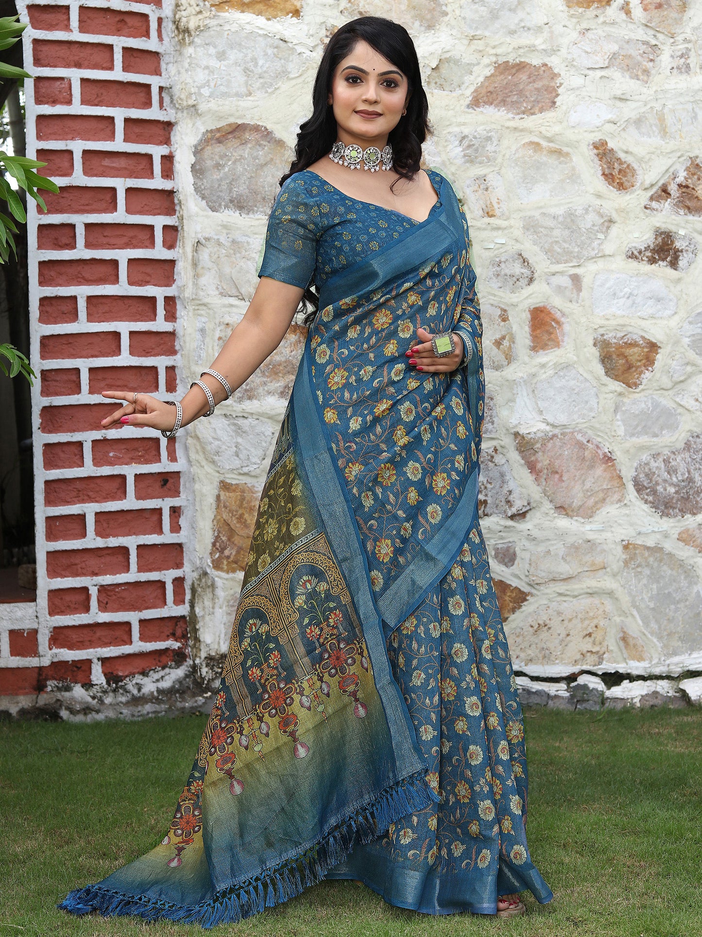 Women's Cotton Silk Teal blue Digital Print Designer Saree With Blouse Piece
