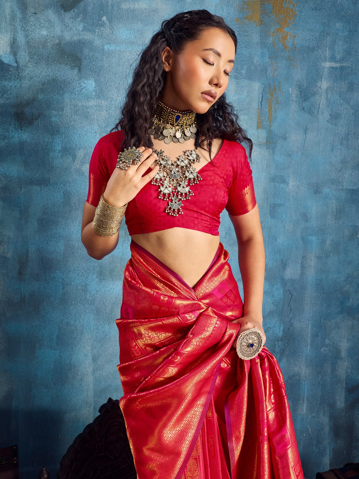 Women's Kanjeevaram Silk Red Woven Design Designer Saree With Blouse Piece