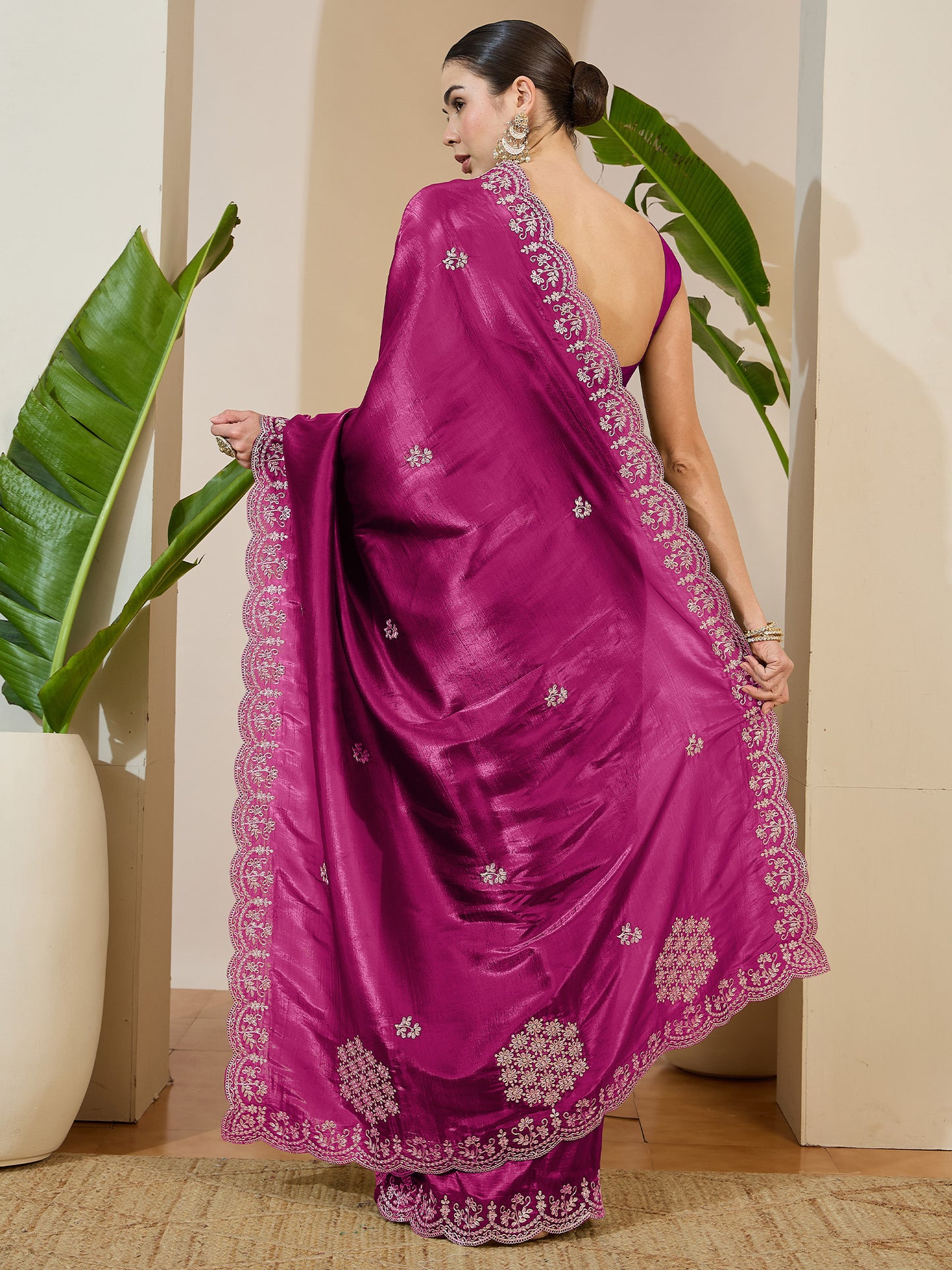 Women's Tissue Pink Zari Embroidered Designer Saree With Blouse Piece