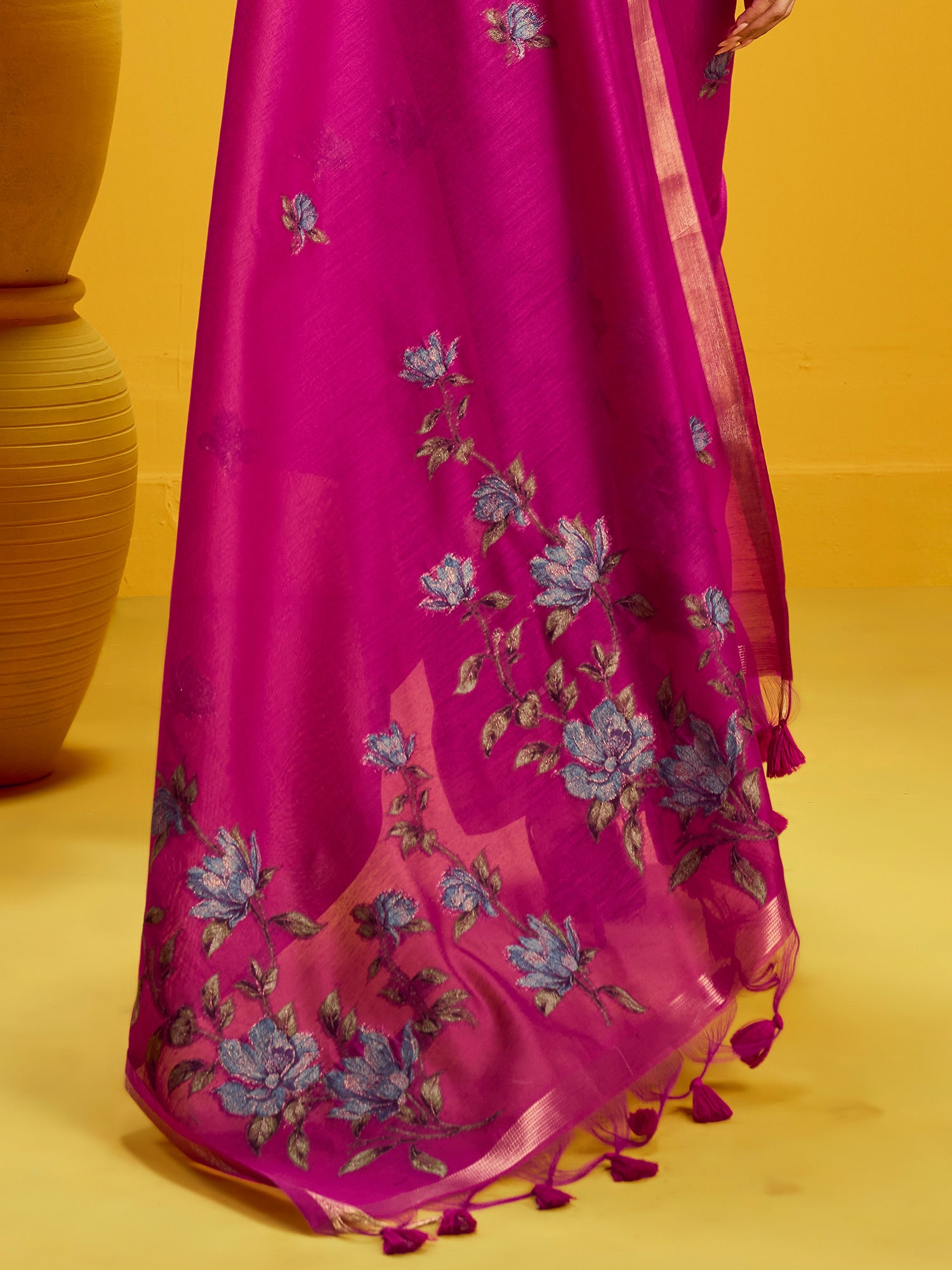 Women's Cotton Silk Pink Woven Design Designer Saree With Blouse Piece