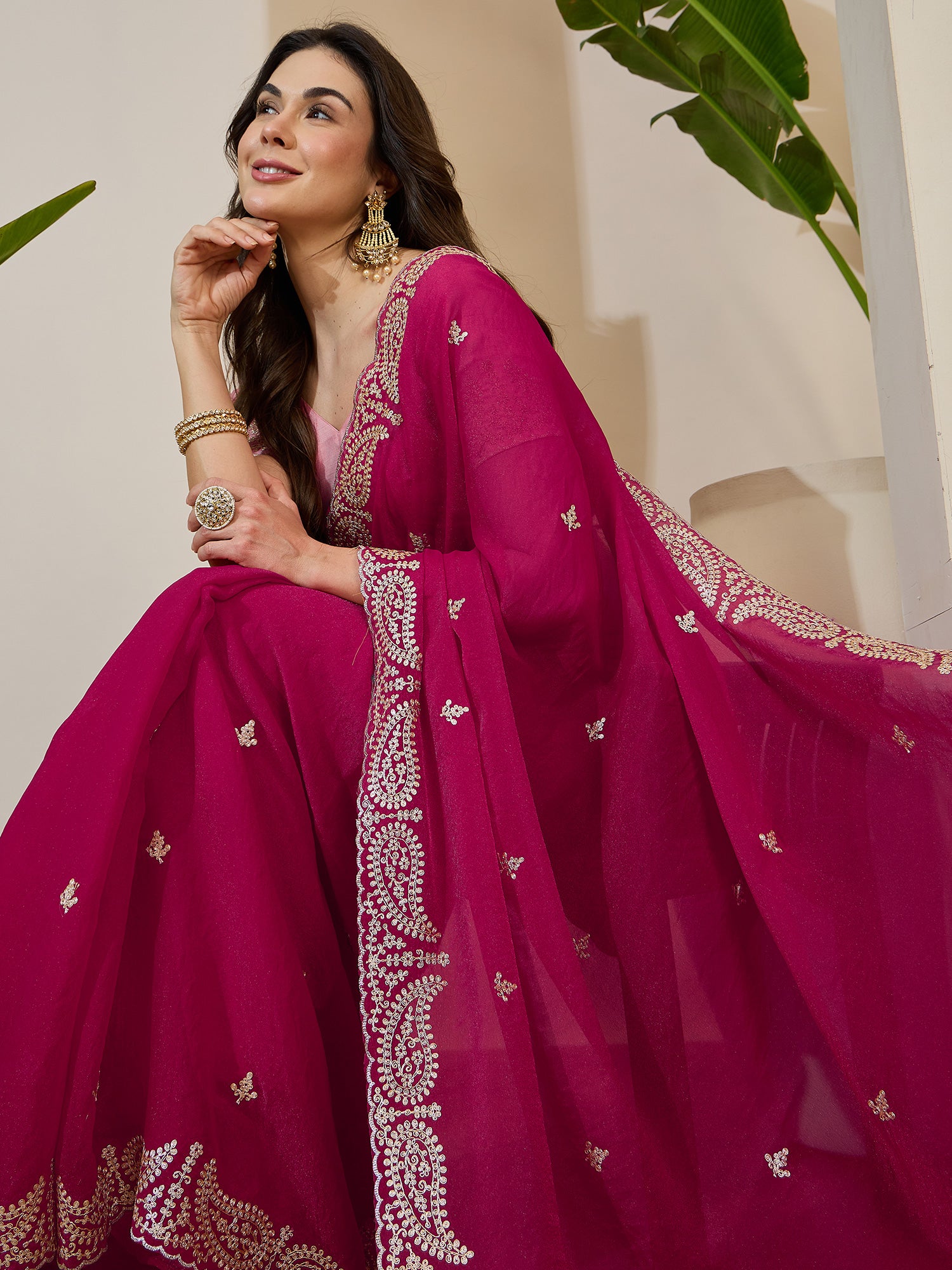 Women's Tissue Pink Zari Embroidered Designer Saree With Blouse Piece