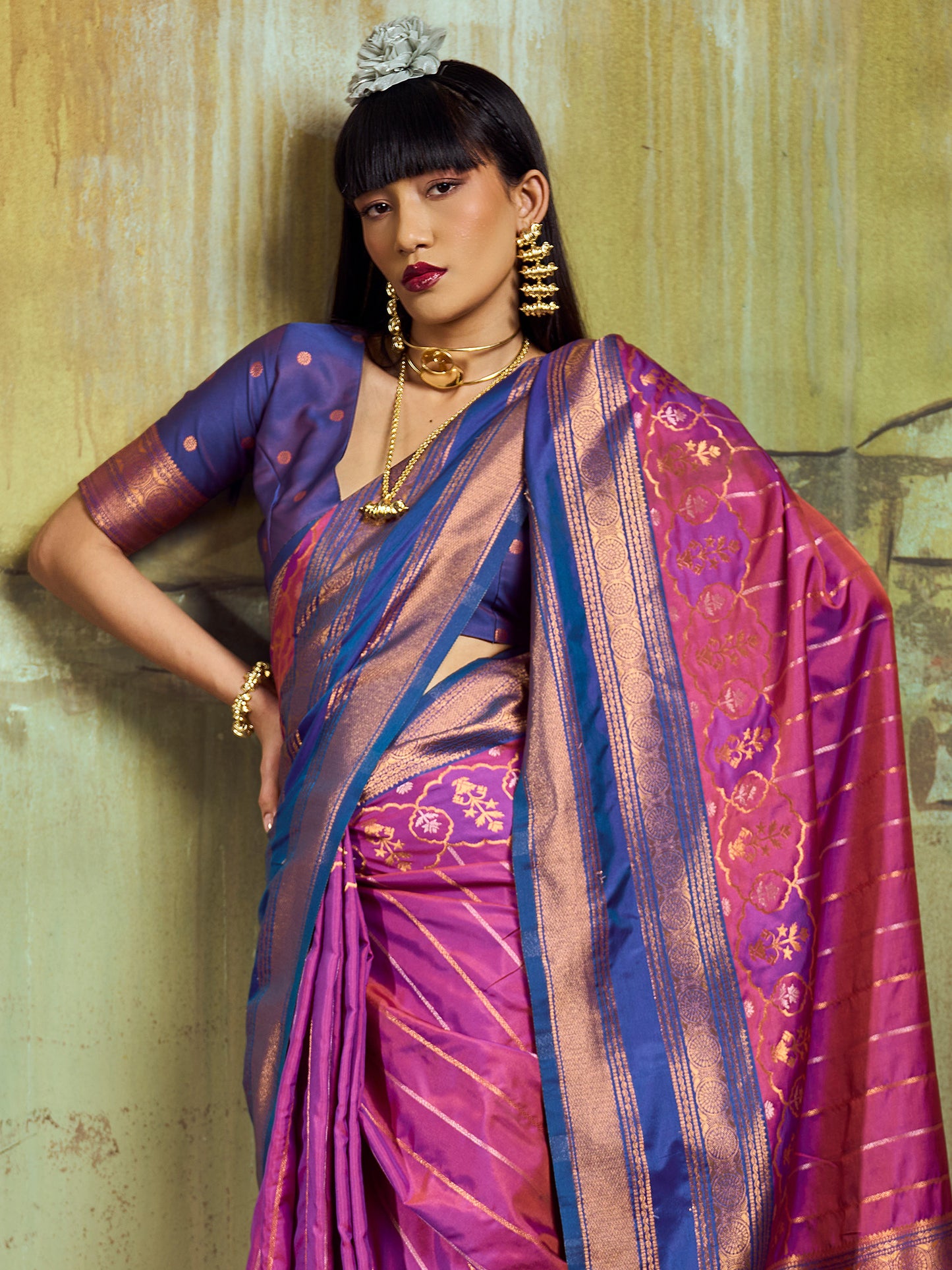 Women's Pure Silk Magenta Woven Design Designer Saree With Blouse Piece