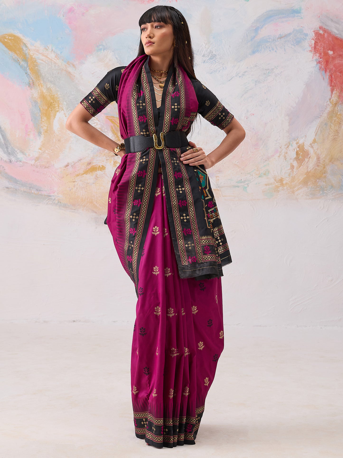 Women's Silk Blend Magenta Woven Design Designer Saree With Blouse Piece