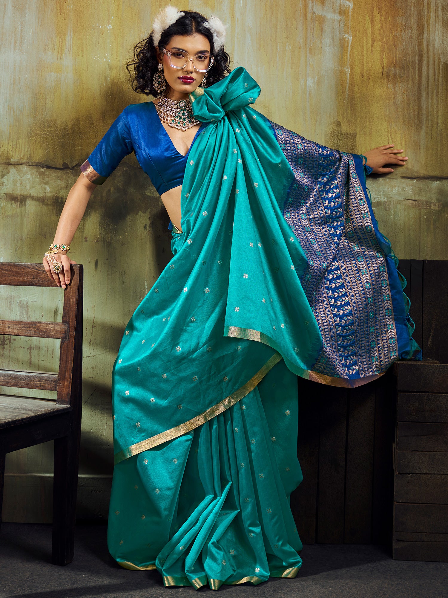 Women's Silk Blend Light Blue Woven Design Designer Saree With Blouse Piece