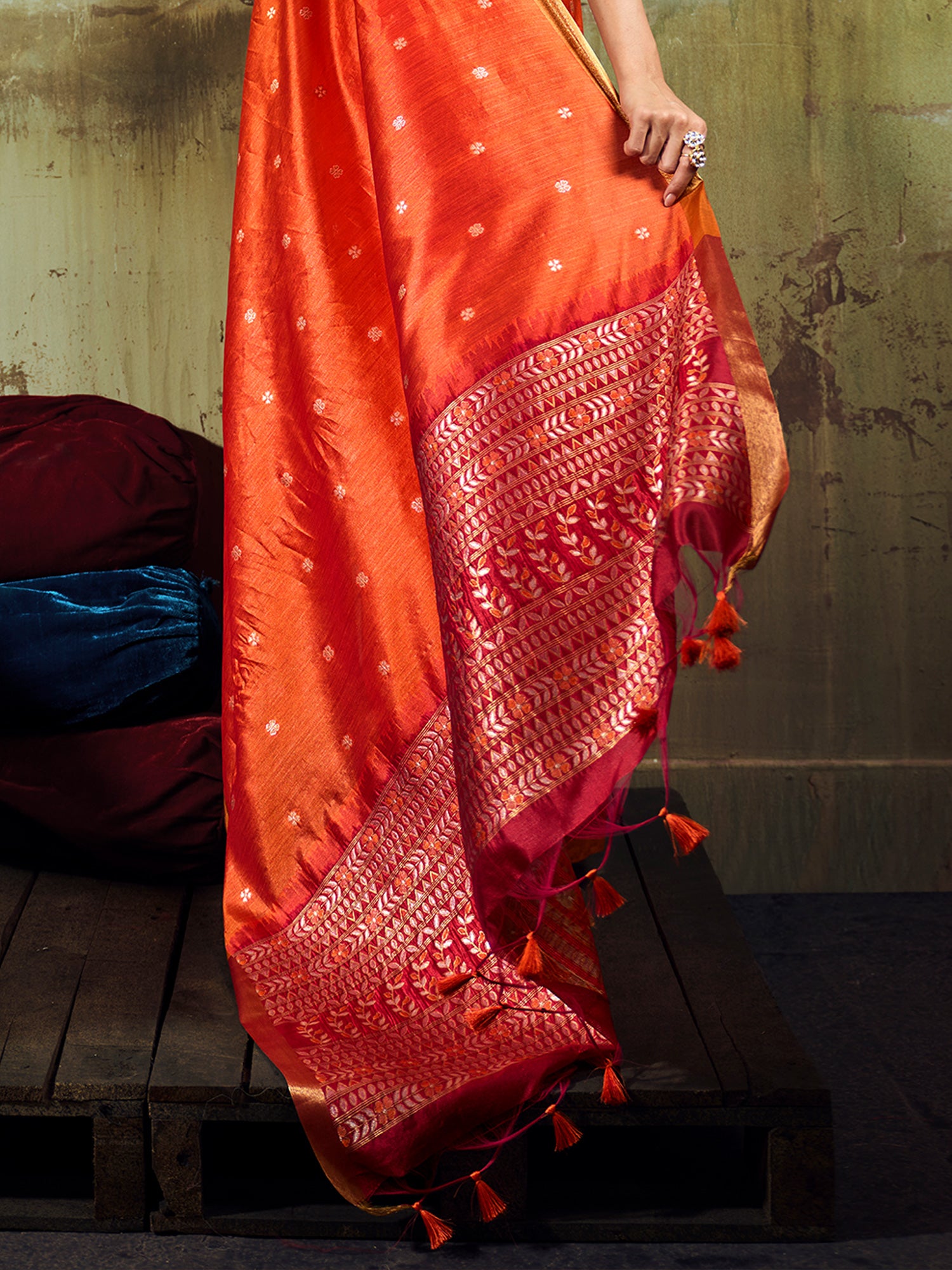 Women's Silk Blend Orange Woven Design Designer Saree With Blouse Piece