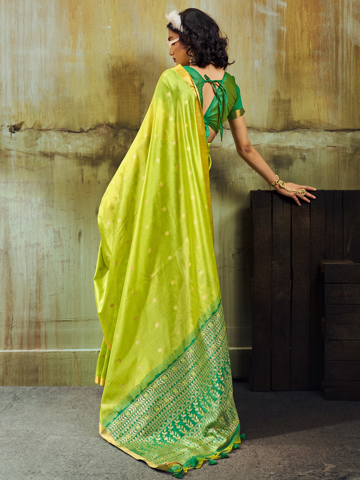 Women's Silk Blend Light Green Woven Design Designer Saree With Blouse Piece