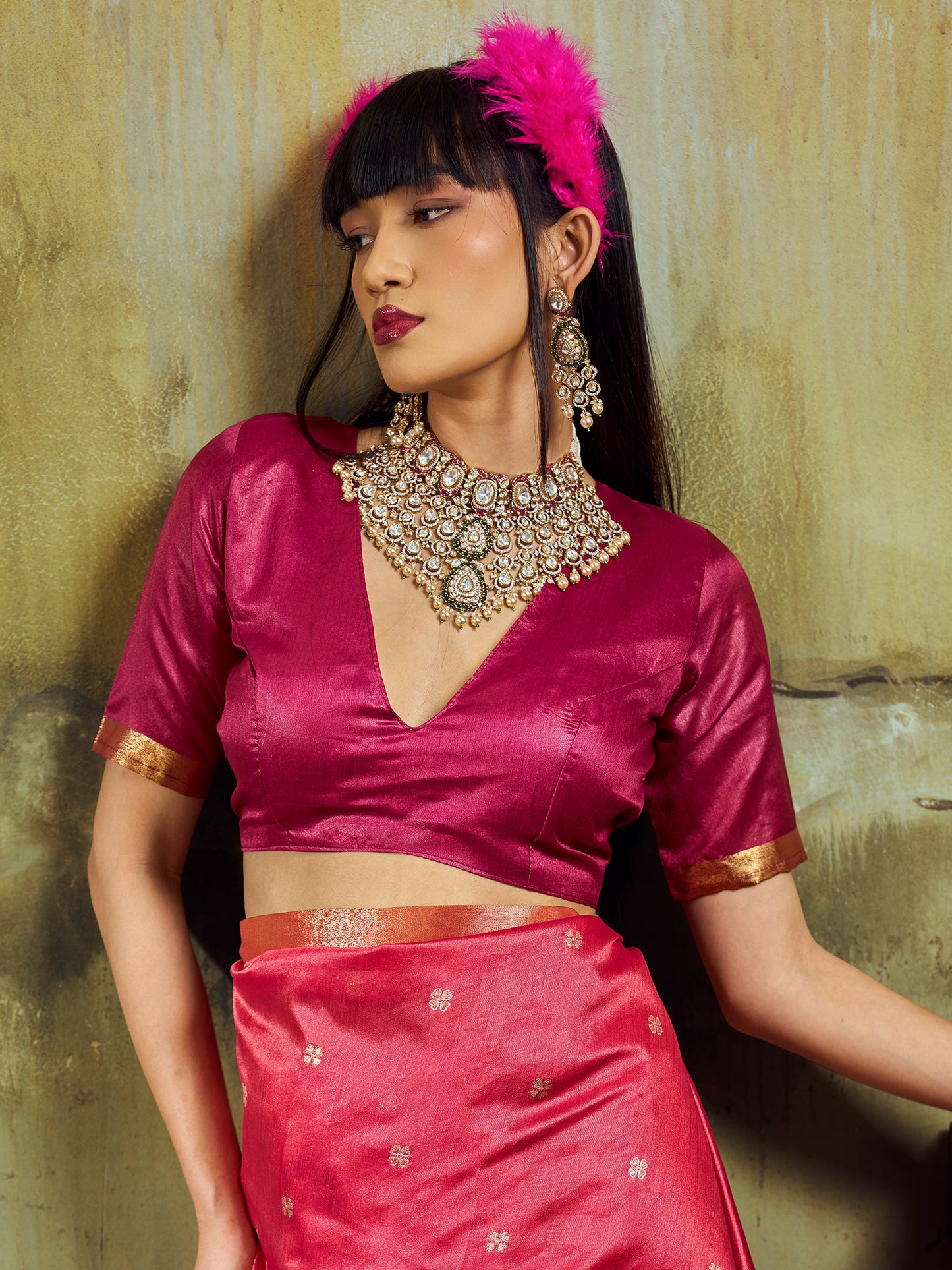 Women's Silk Blend Pink Woven Design Designer Saree With Blouse Piece