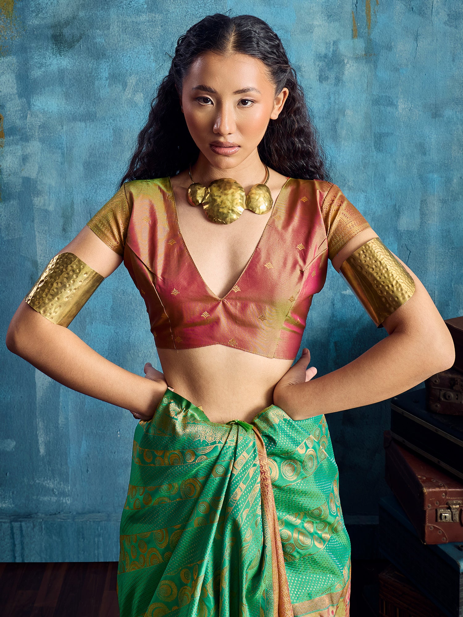 Women's Pure Silk Green Woven Design Designer Saree With Blouse Piece